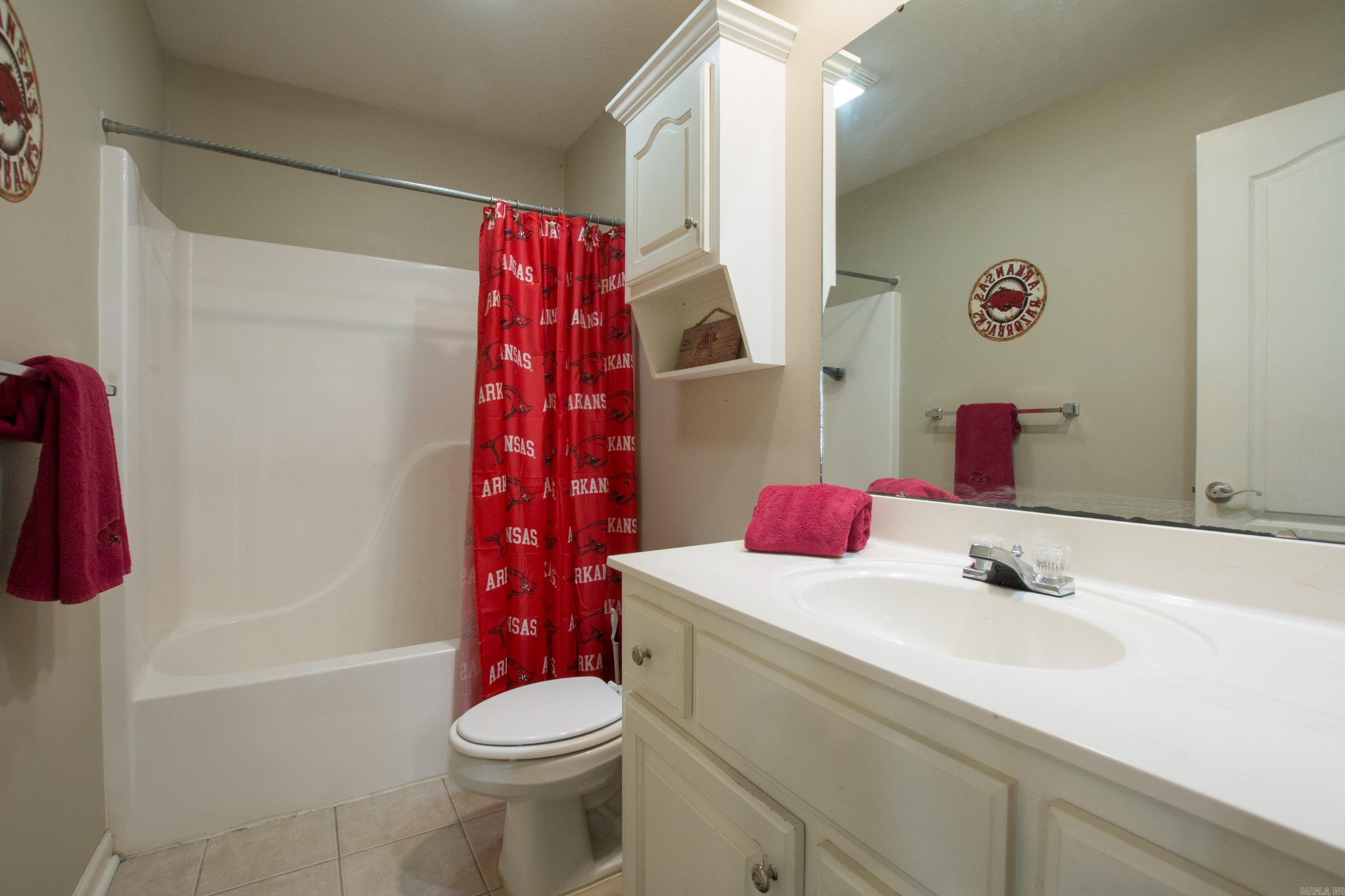 NORTH POINTE ADDN - Residential