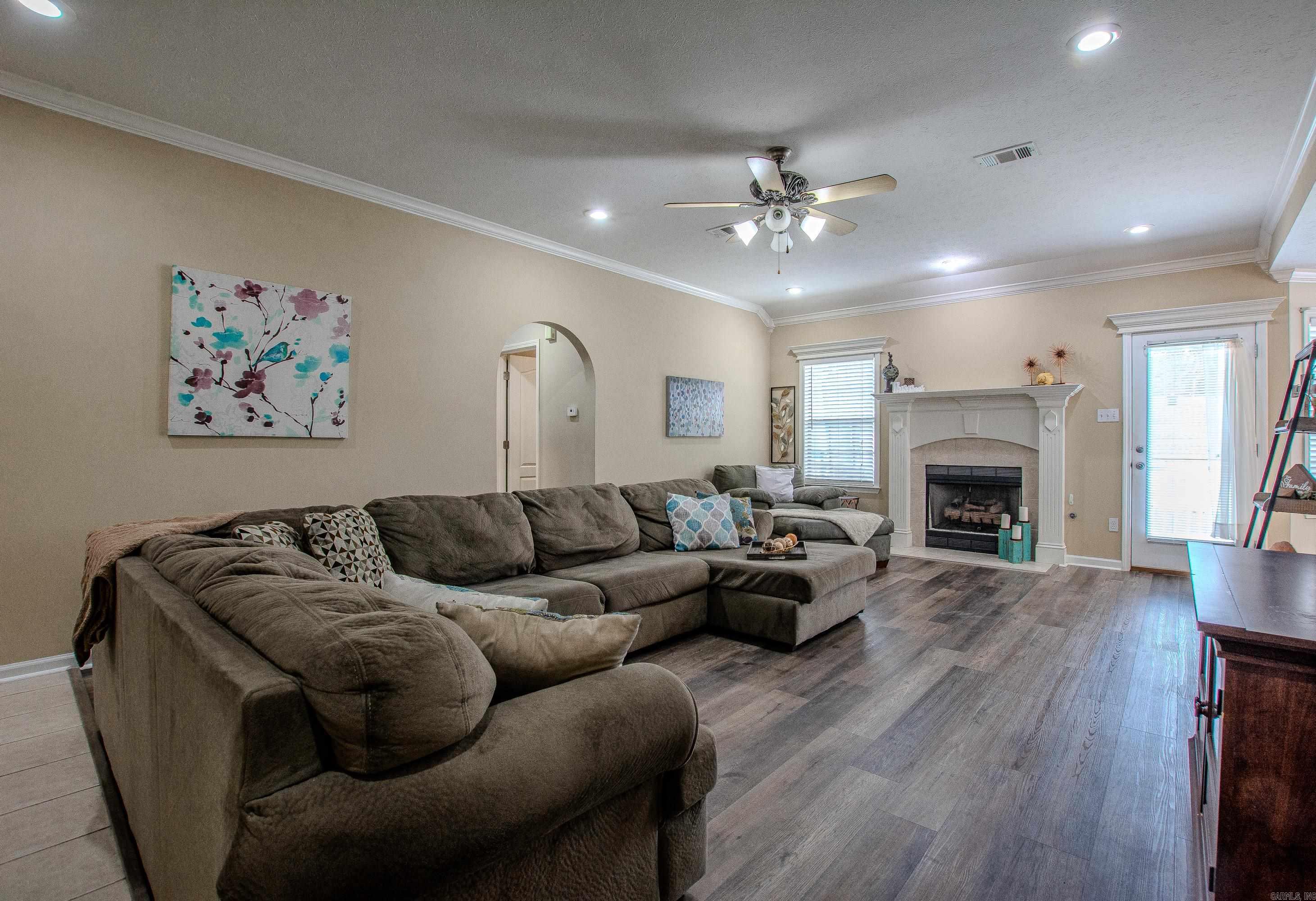 NORTH POINTE ADDN - Residential
