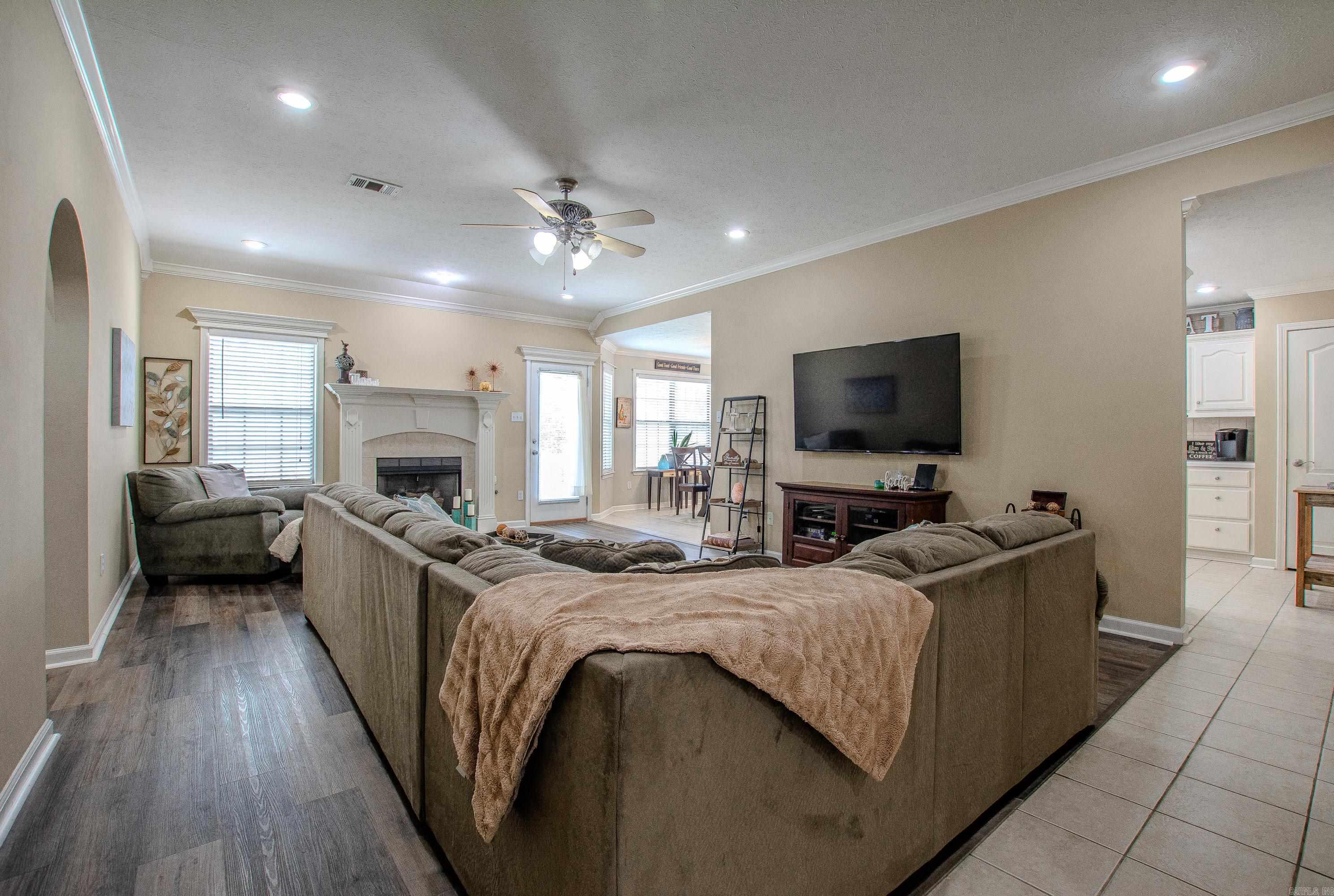 NORTH POINTE ADDN - Residential