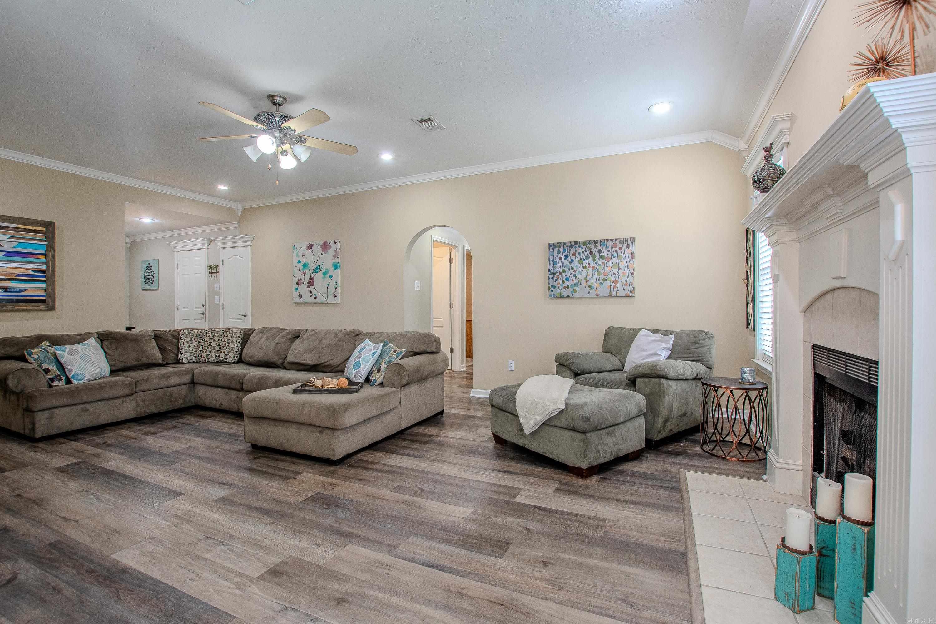 NORTH POINTE ADDN - Residential