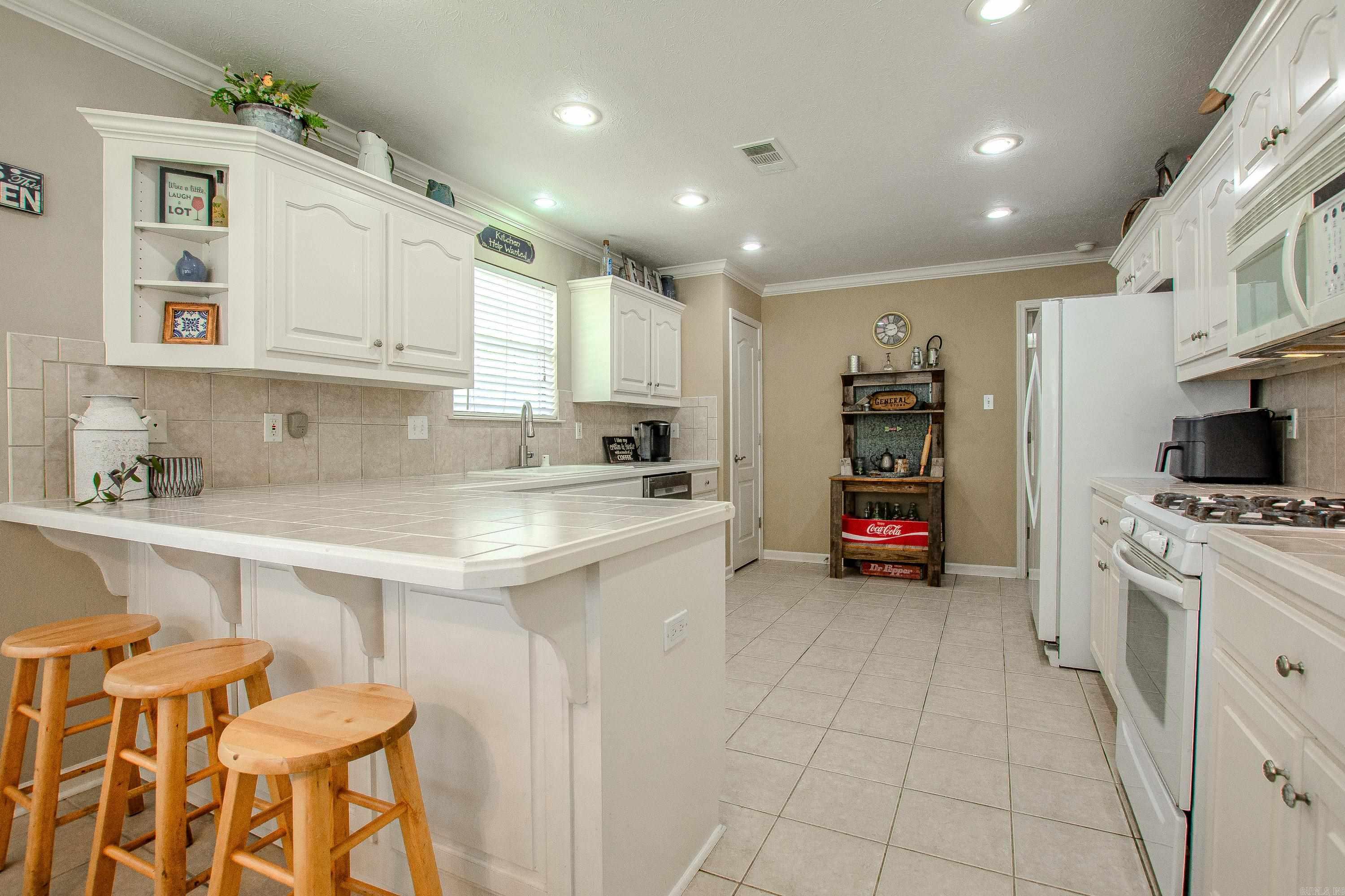 NORTH POINTE ADDN - Residential