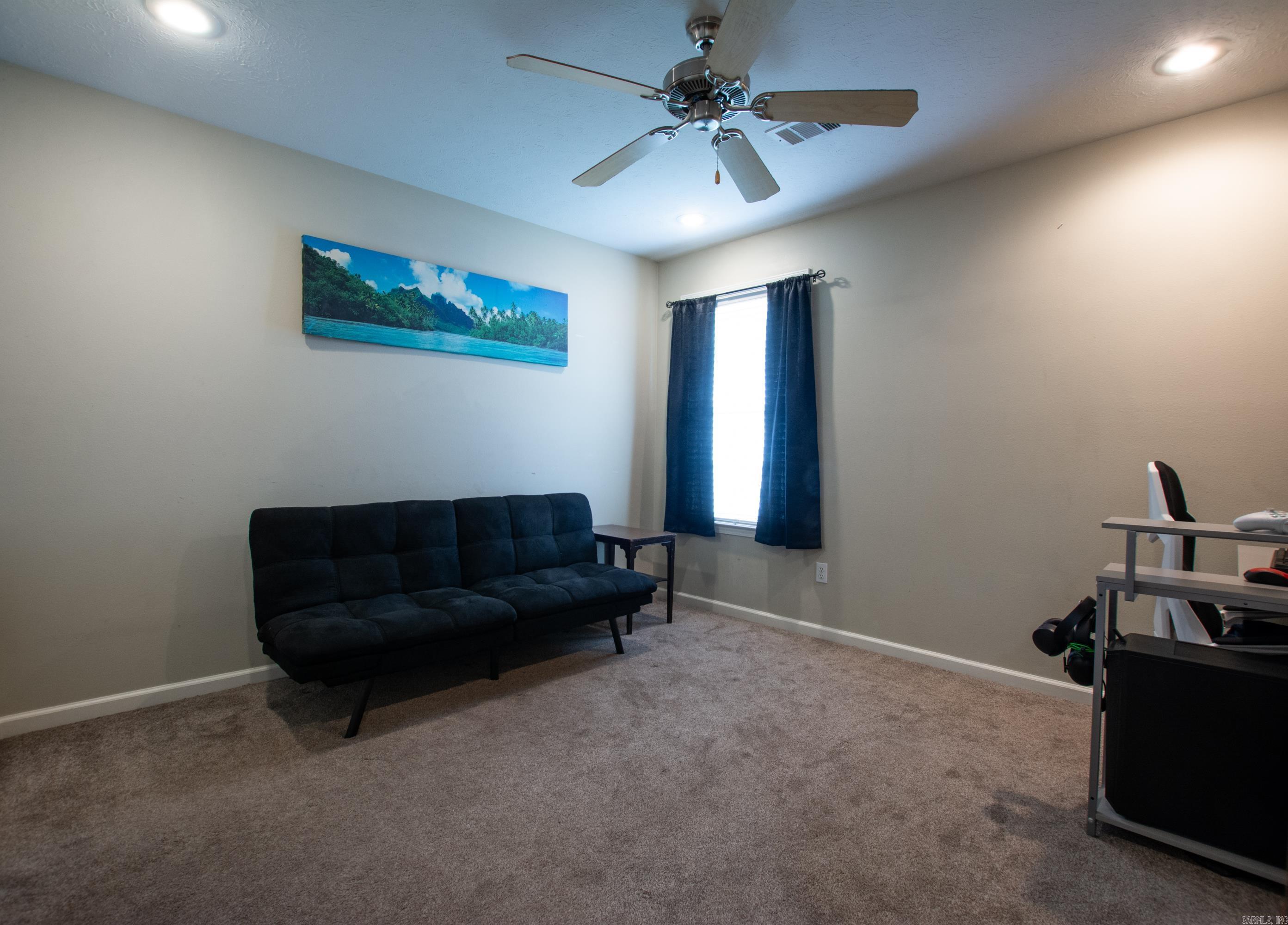 NORTH POINTE ADDN - Residential