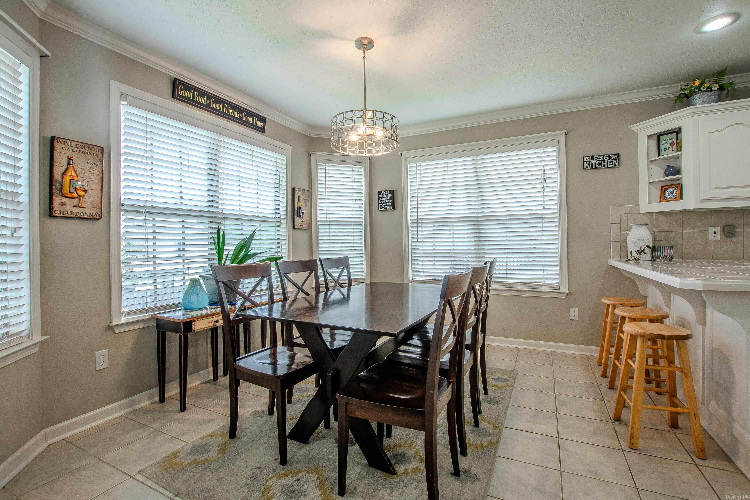 NORTH POINTE ADDN - Residential