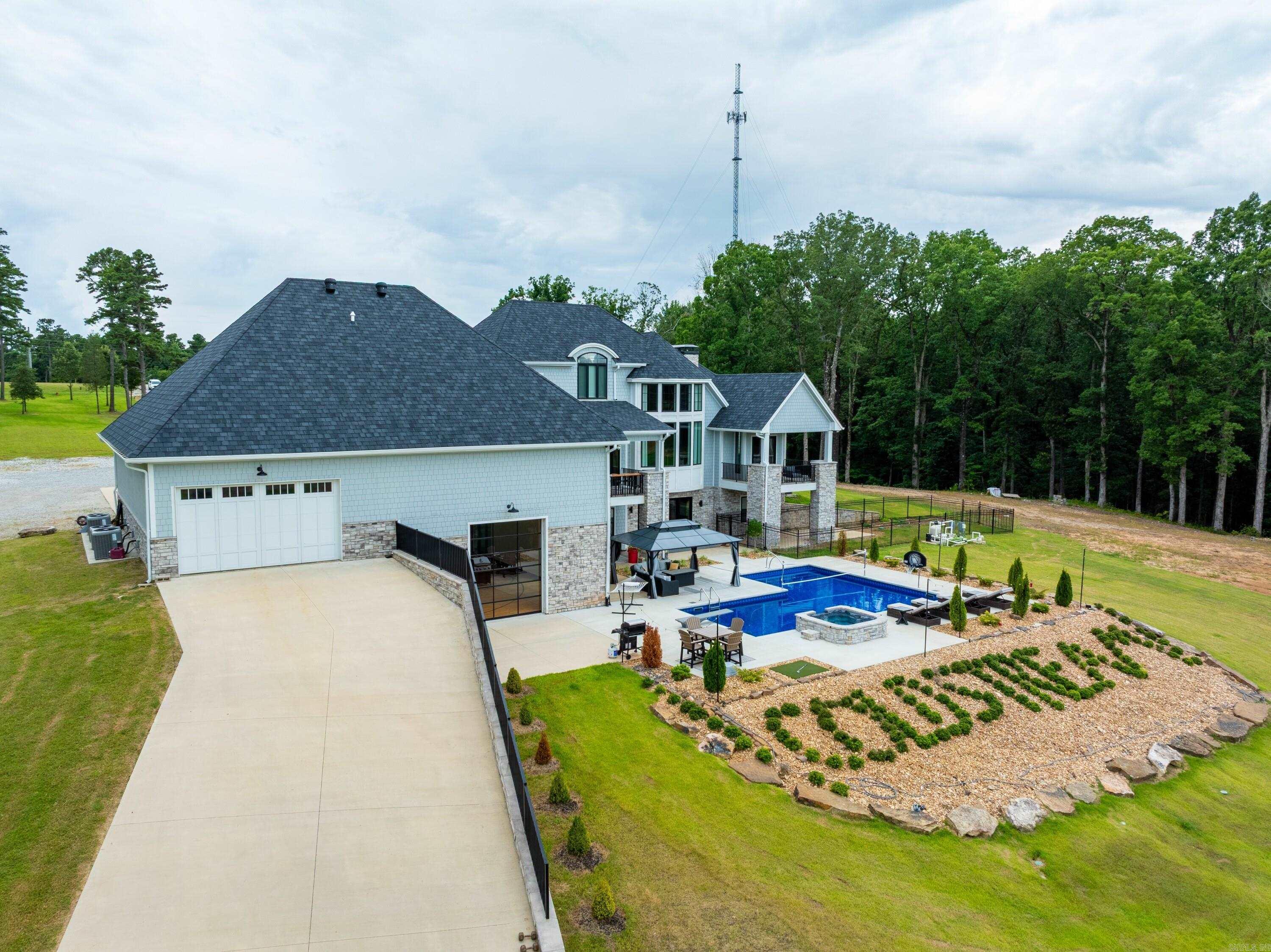 Metes & Bounds - Residential