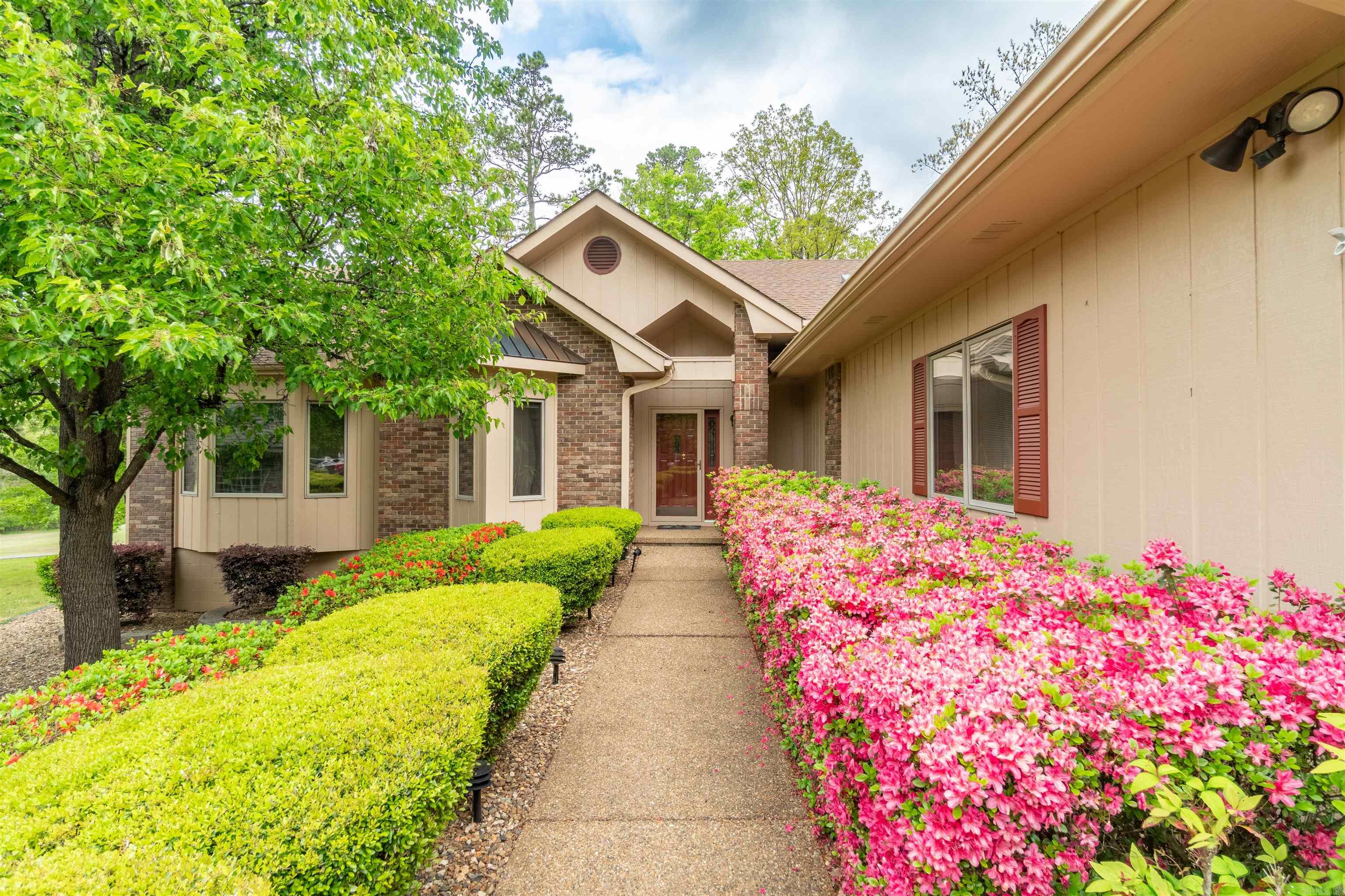 Ponce De Leon - Residential