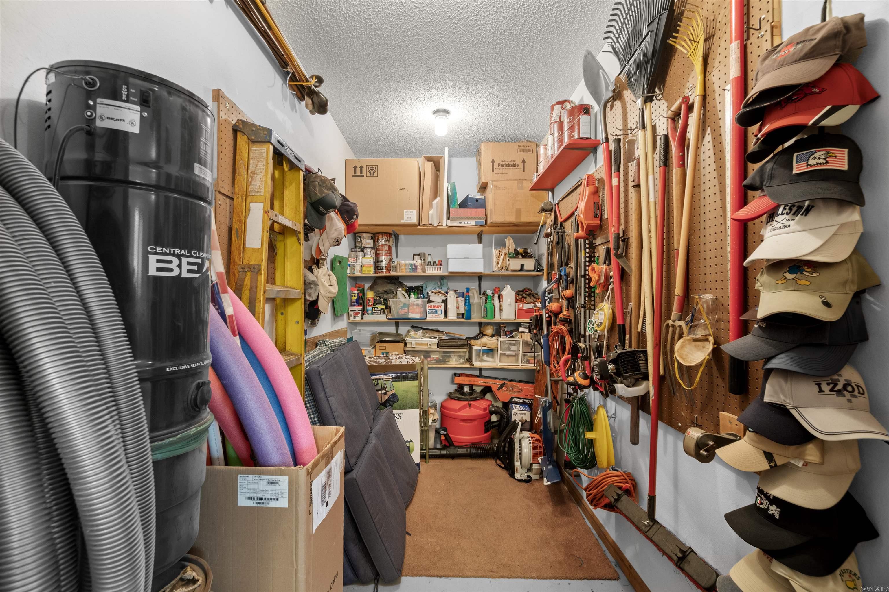 Ponce De Leon - Residential