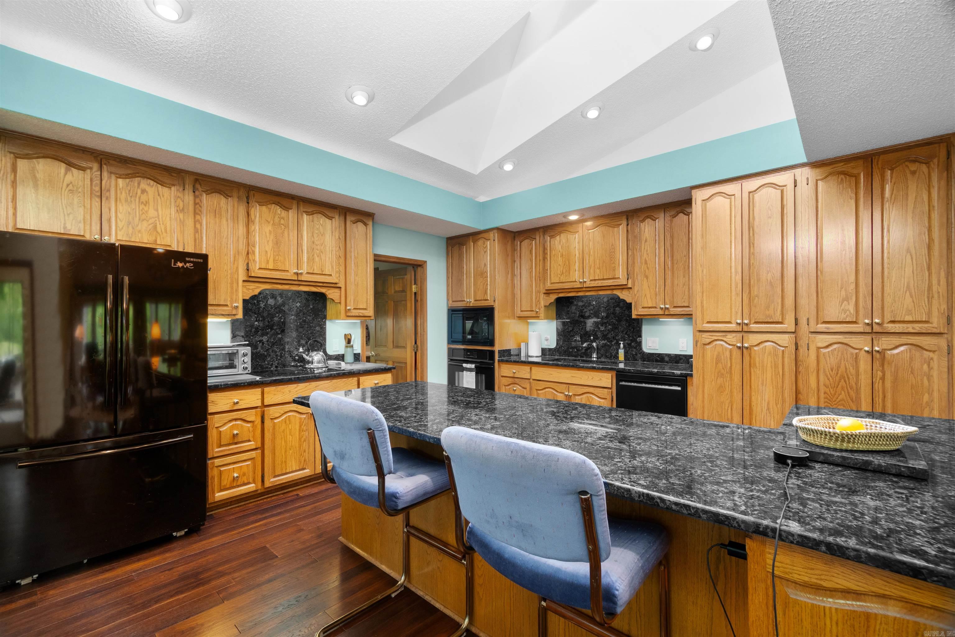 Ponce De Leon - Residential