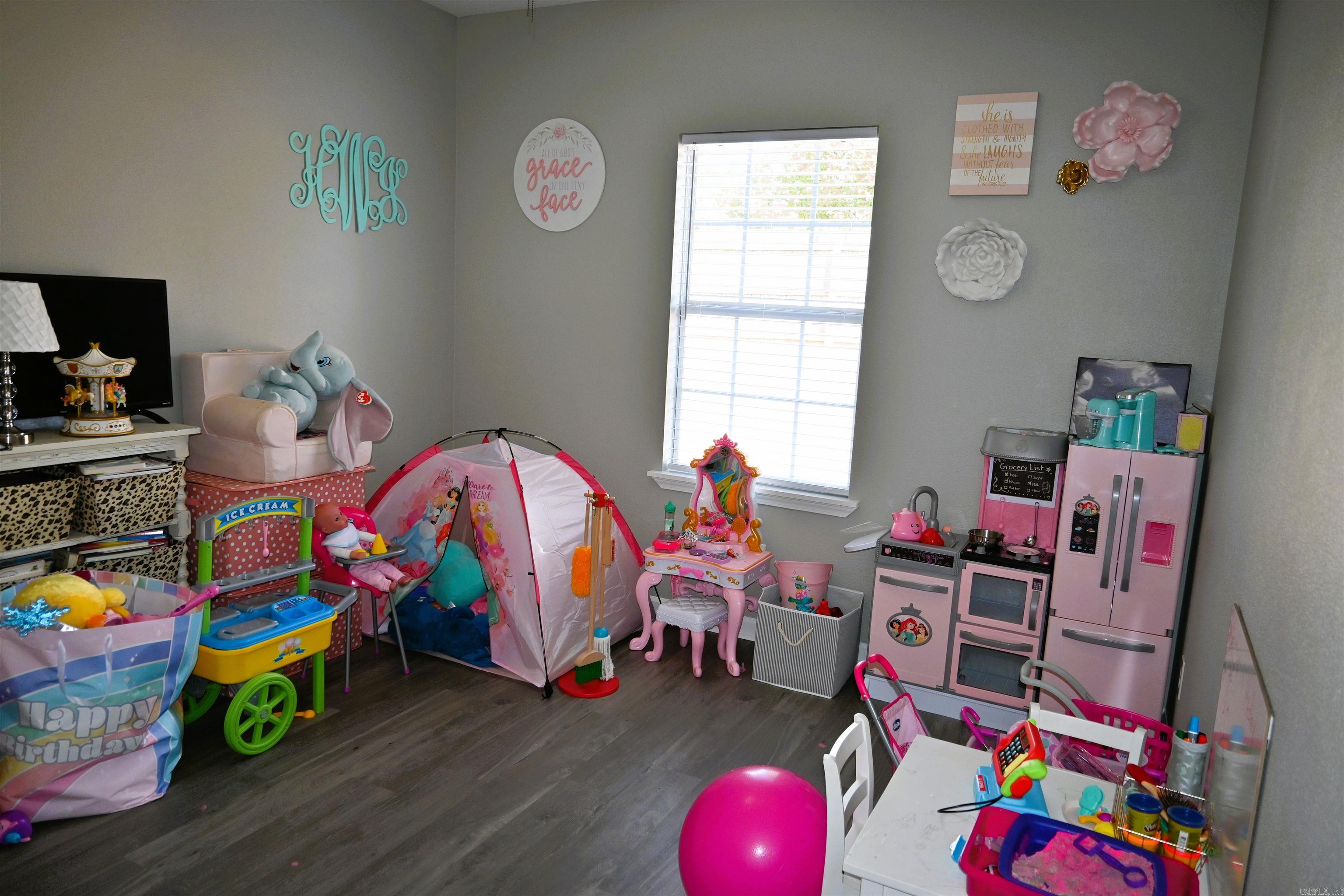 HORTON HILLS - Residential