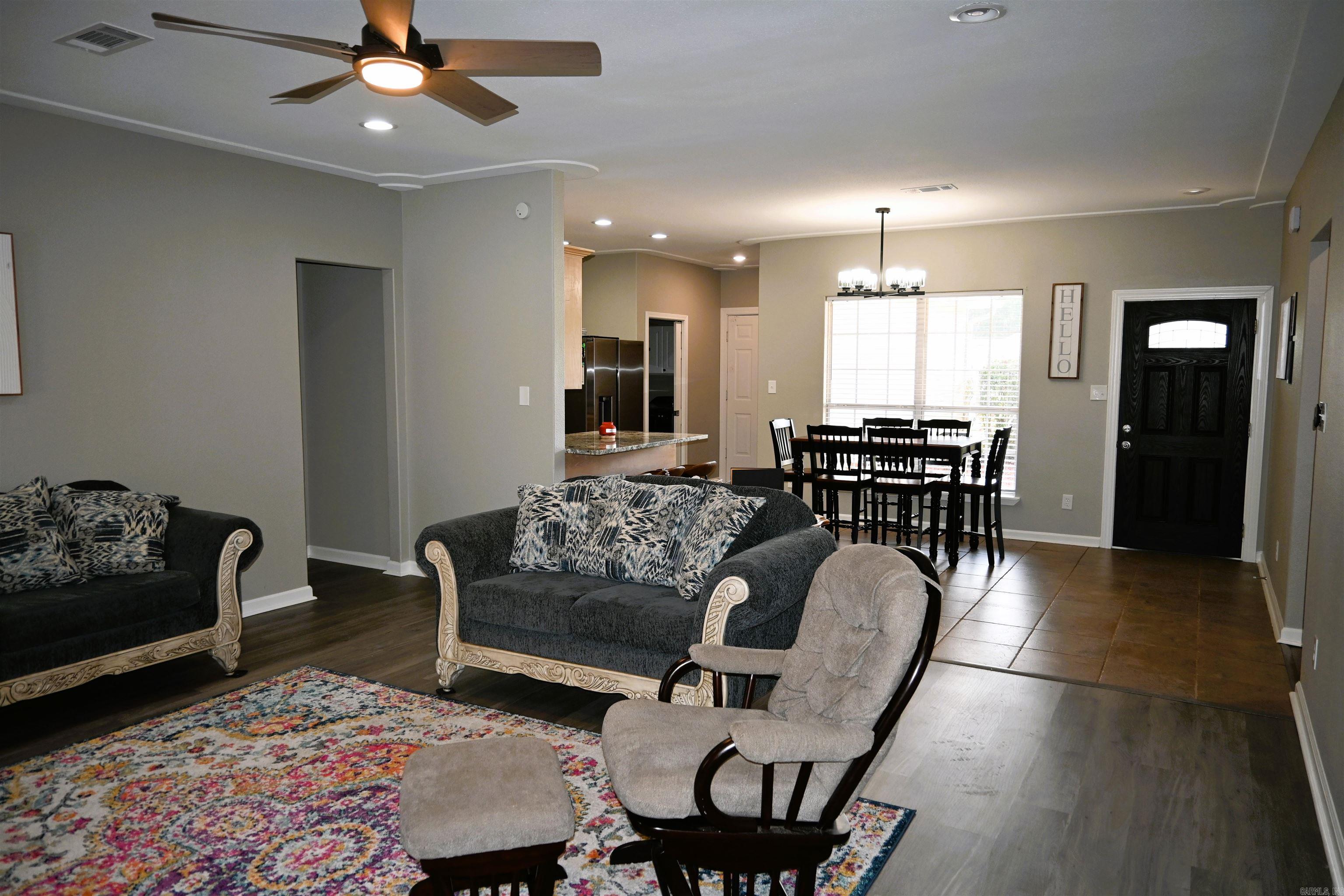 HORTON HILLS - Residential