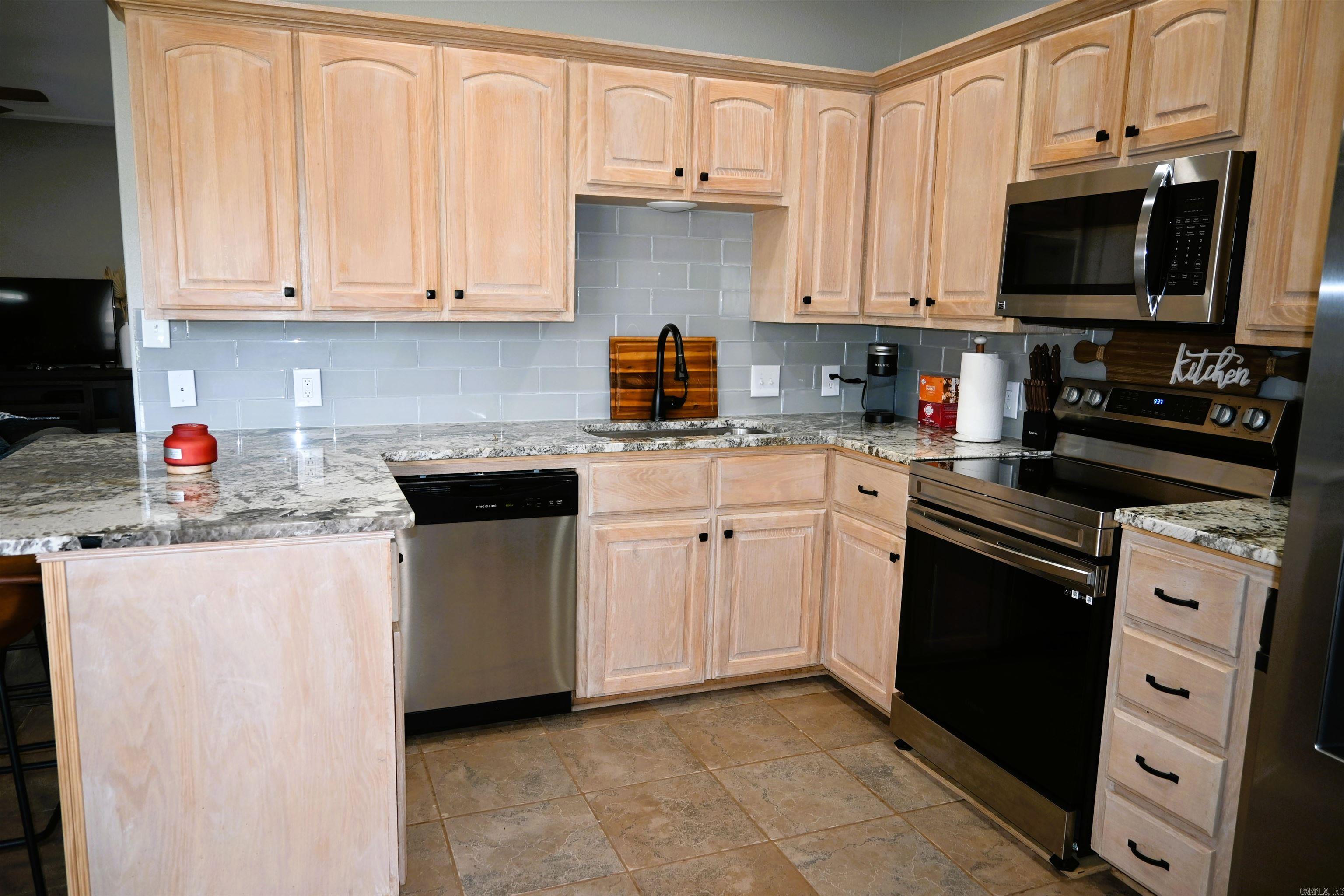 HORTON HILLS - Residential