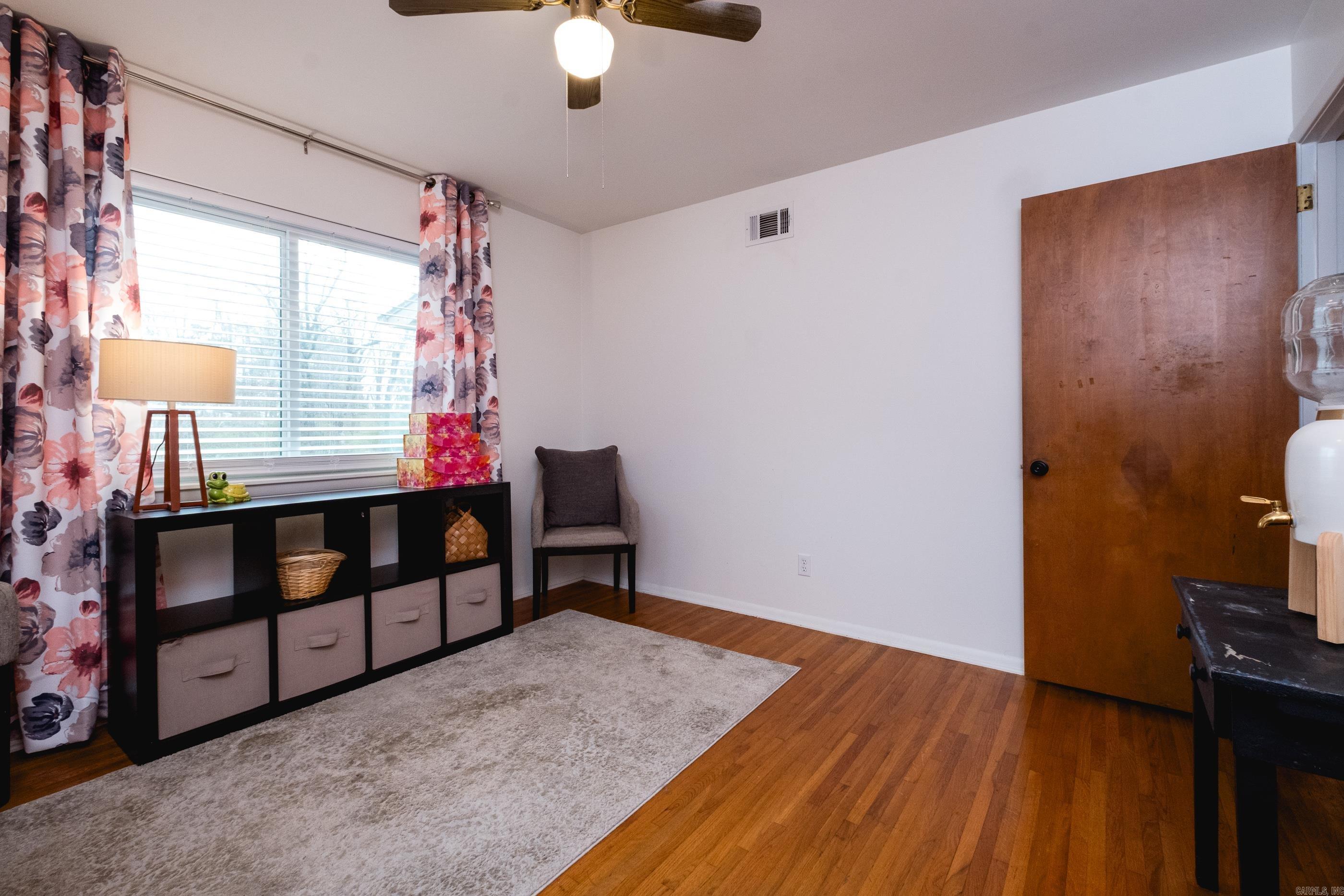 PLEASANT HILL - Residential