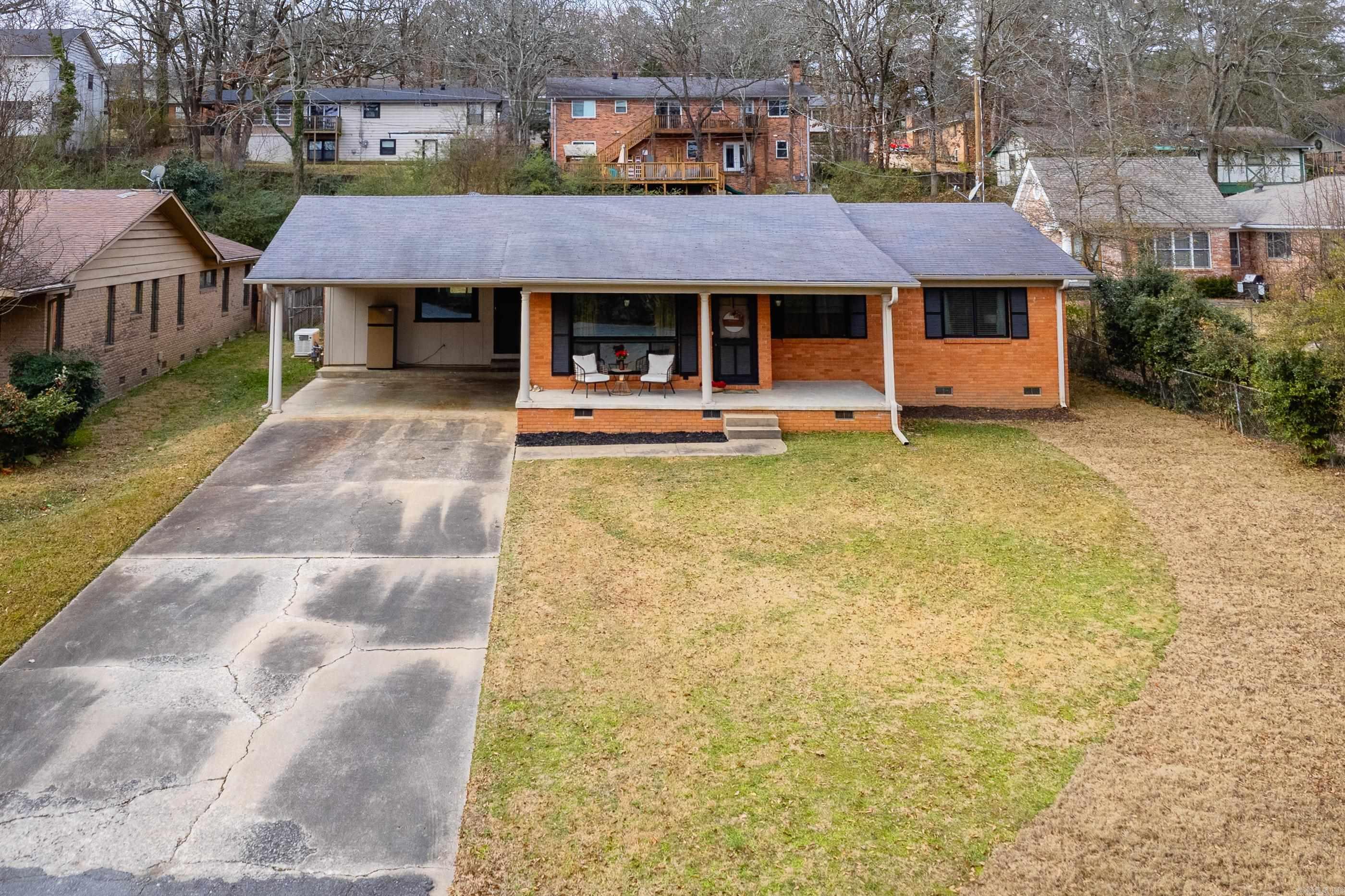 PLEASANT HILL - Residential