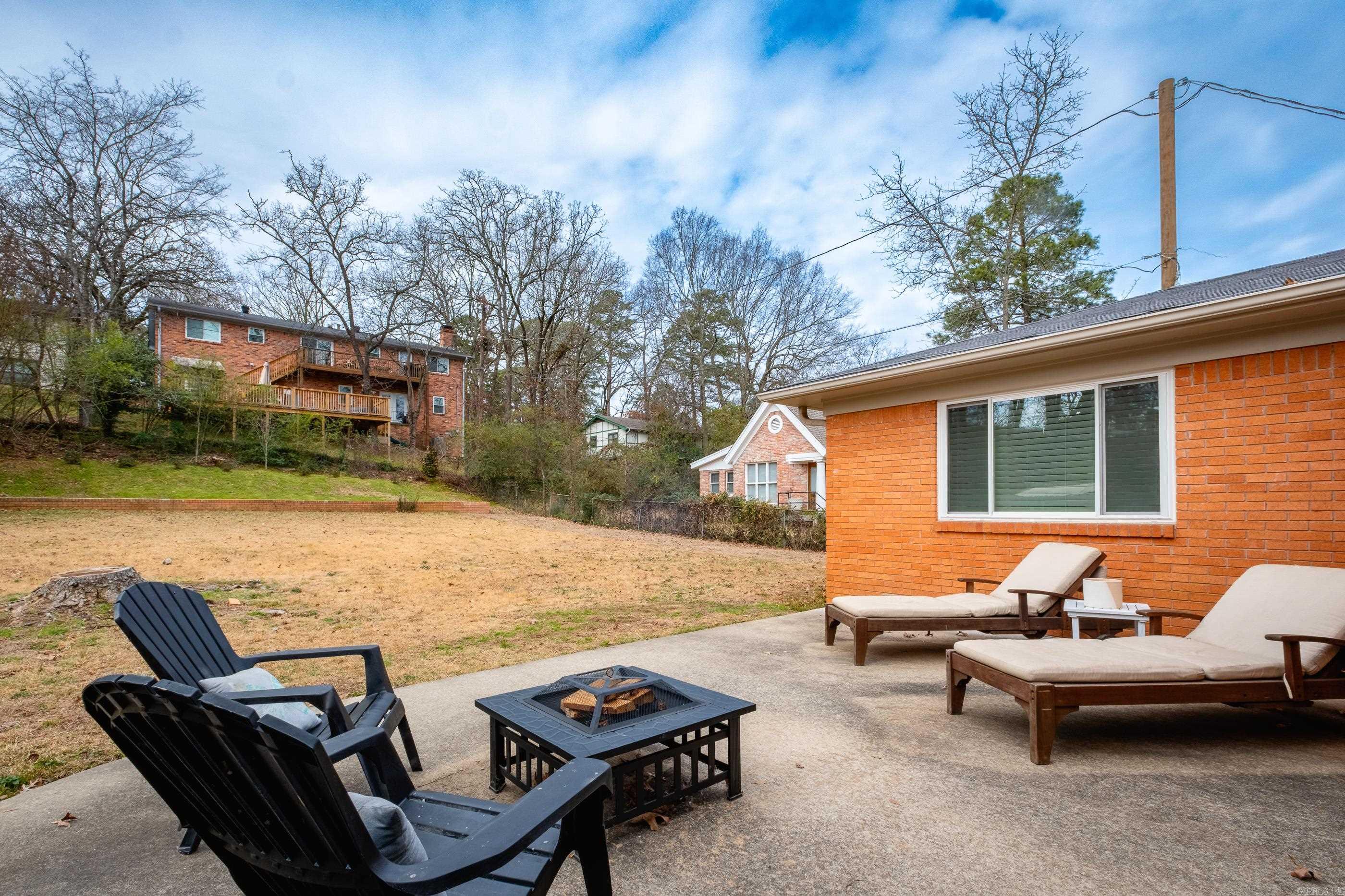 PLEASANT HILL - Residential