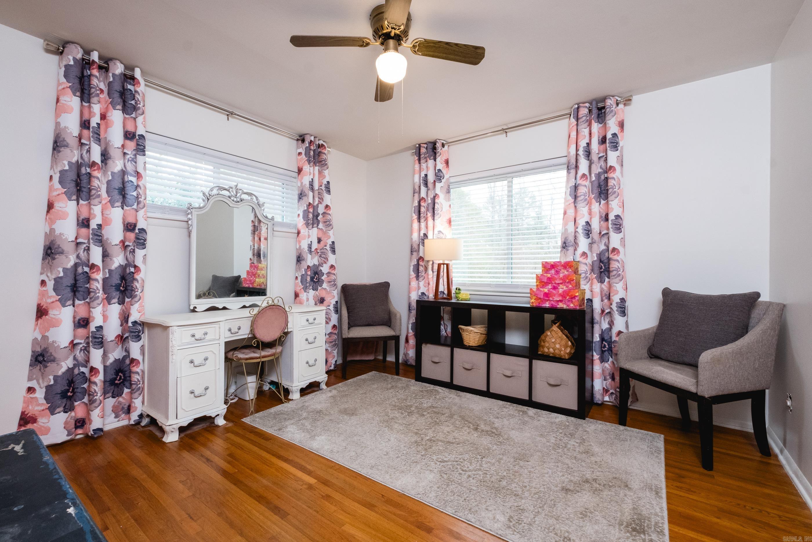 PLEASANT HILL - Residential