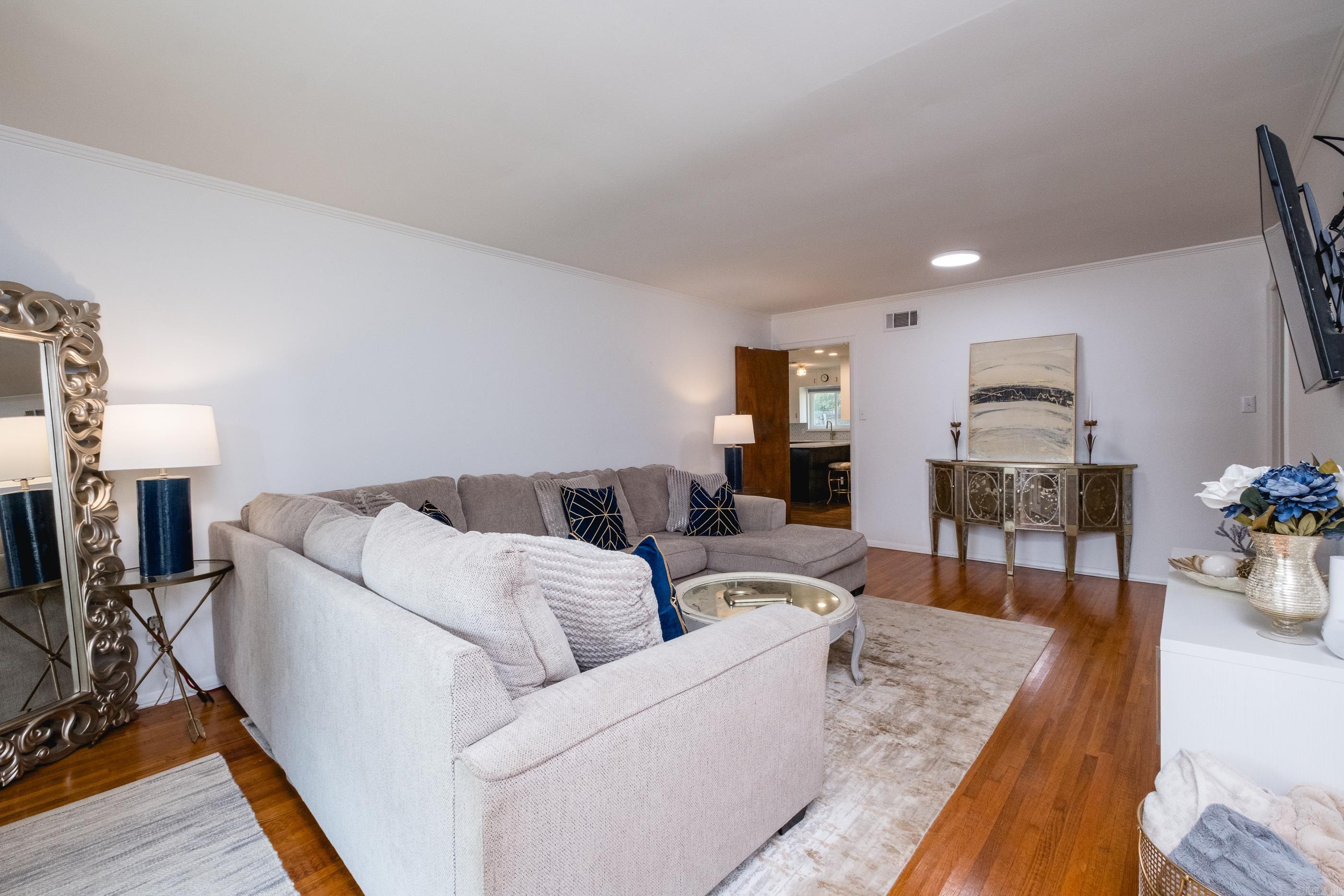 PLEASANT HILL - Residential