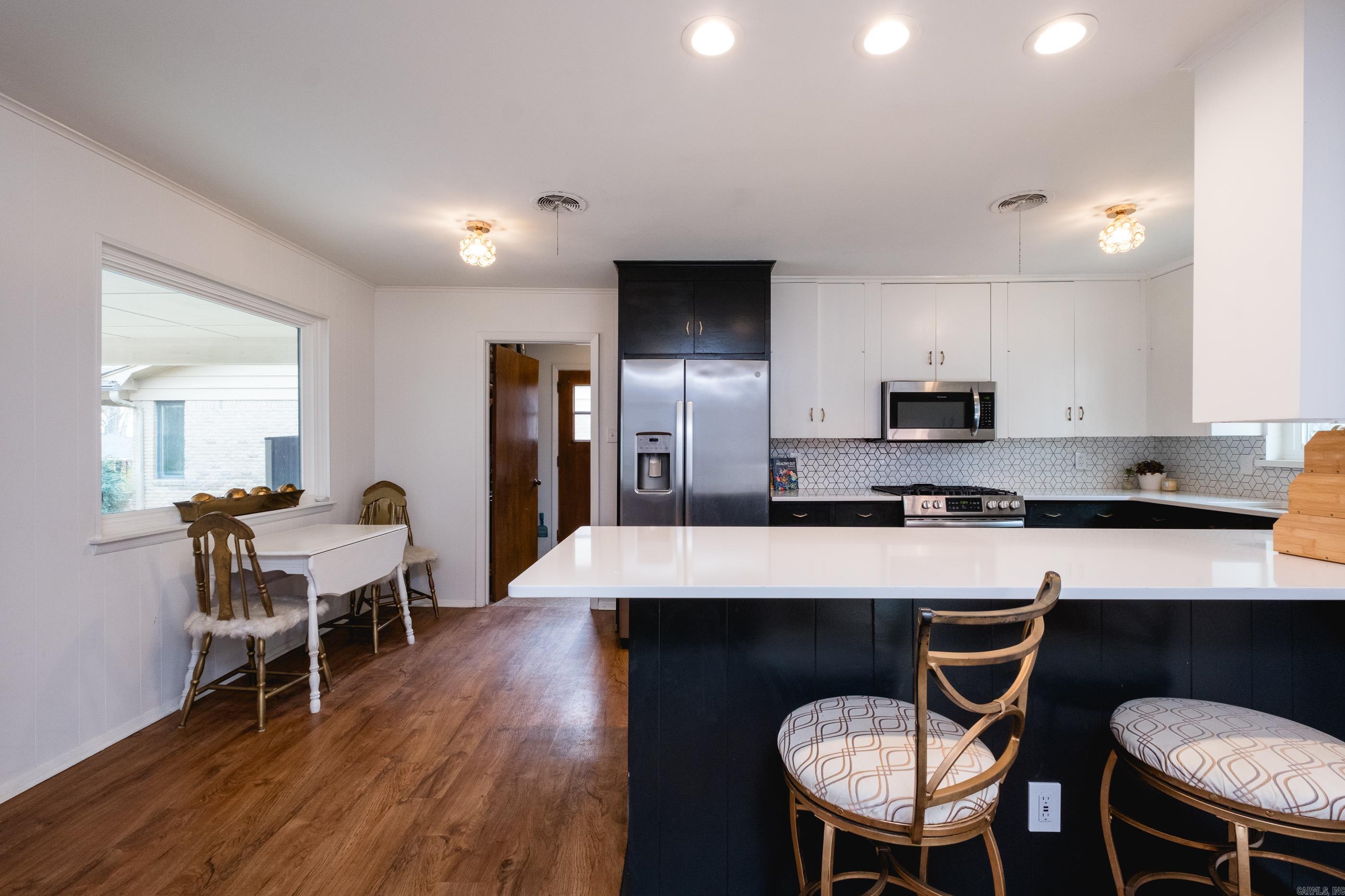 PLEASANT HILL - Residential