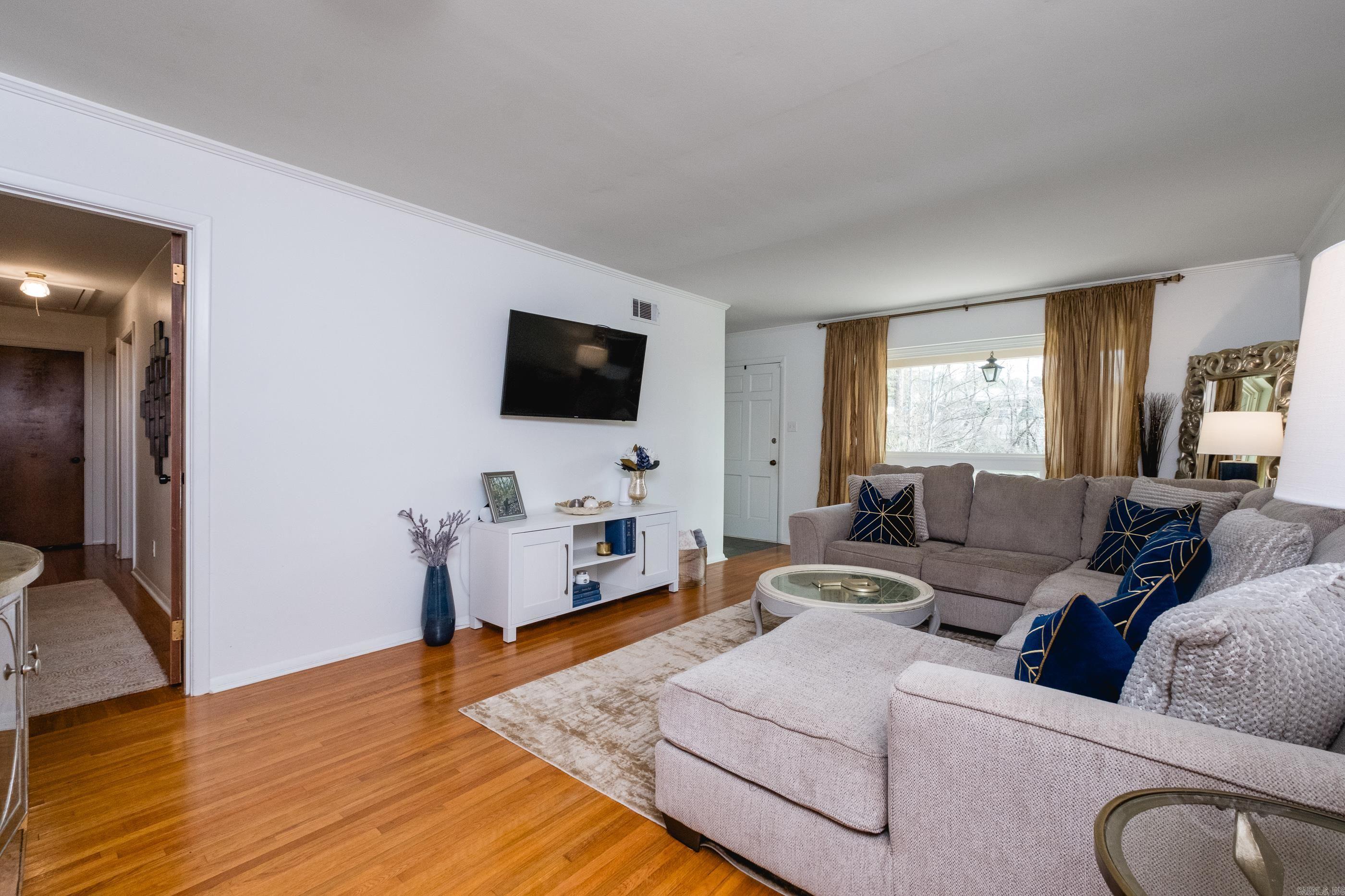 PLEASANT HILL - Residential