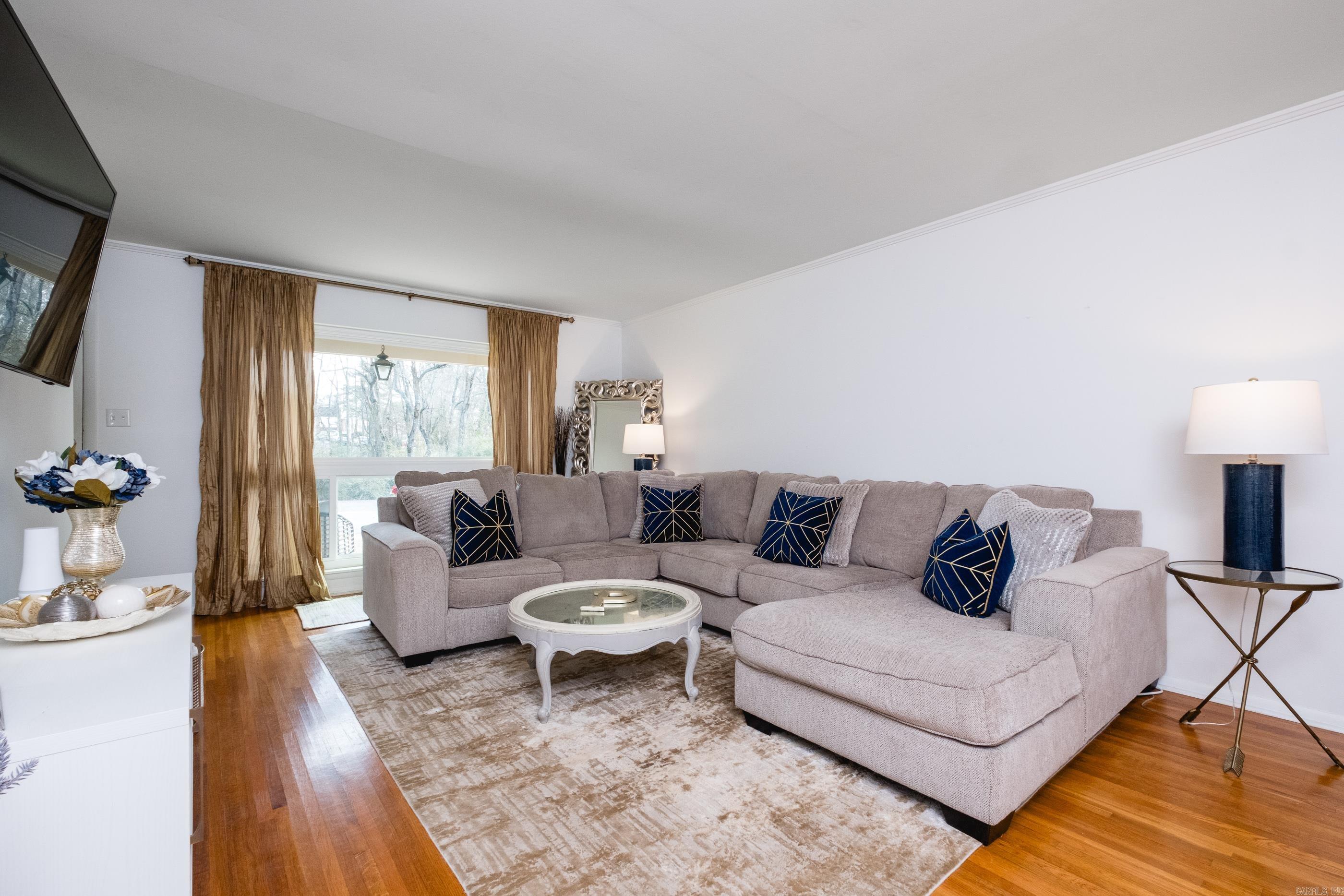 PLEASANT HILL - Residential