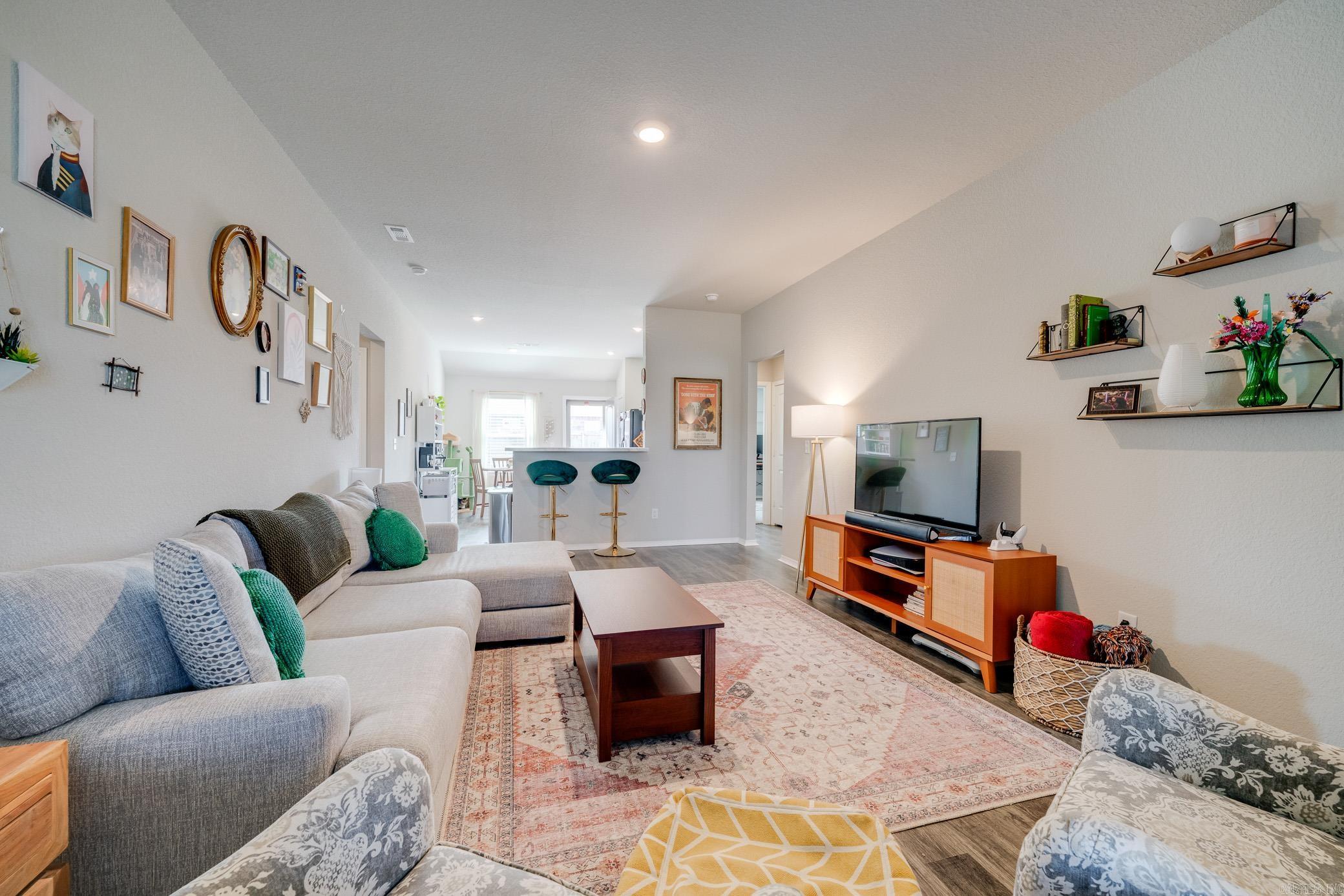 BELL VALLEY - Residential