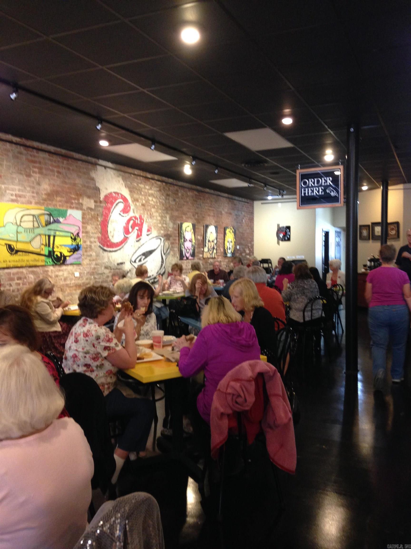 Mena Original - Commercial Sale