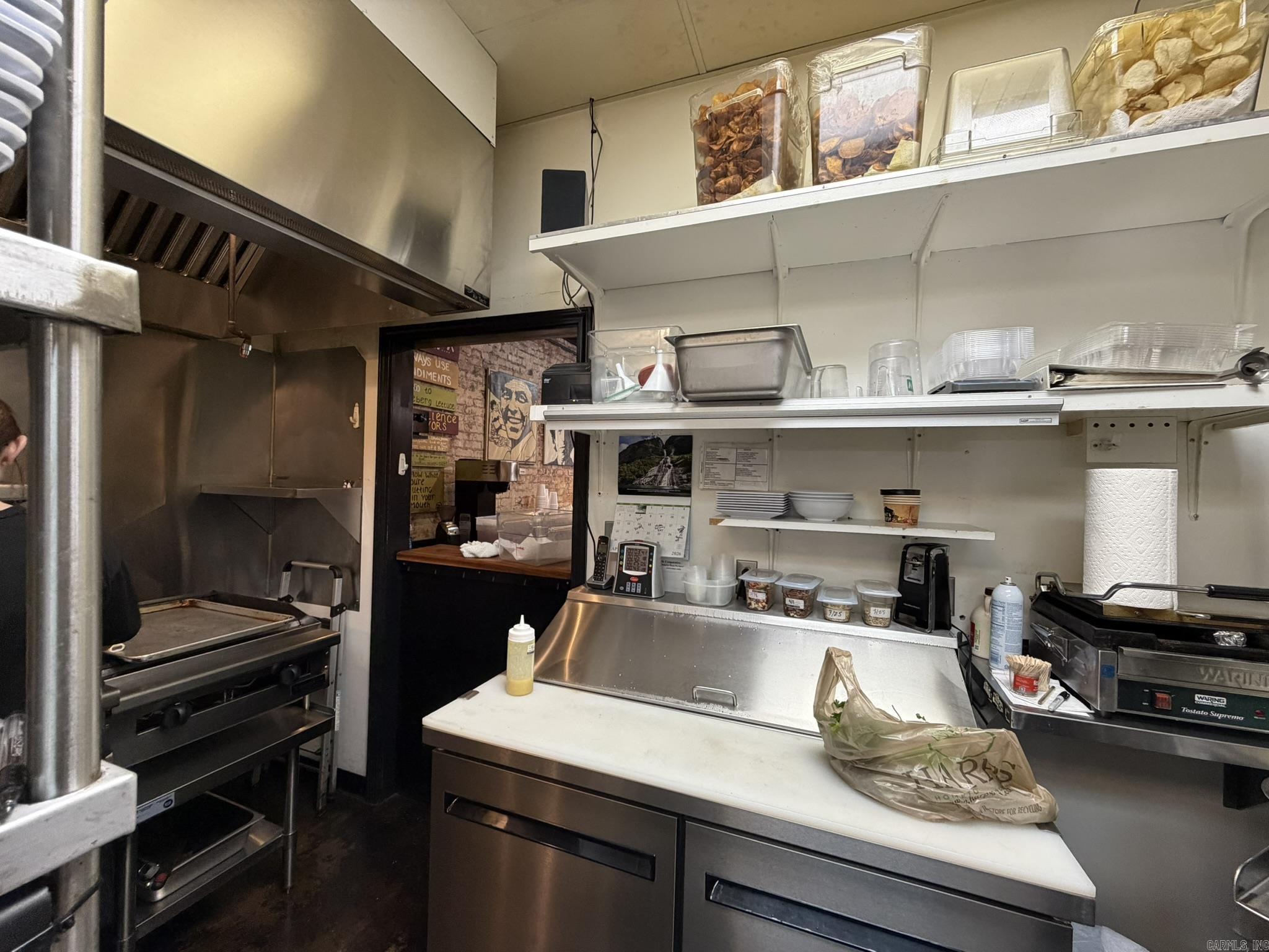 Mena Original - Commercial Sale