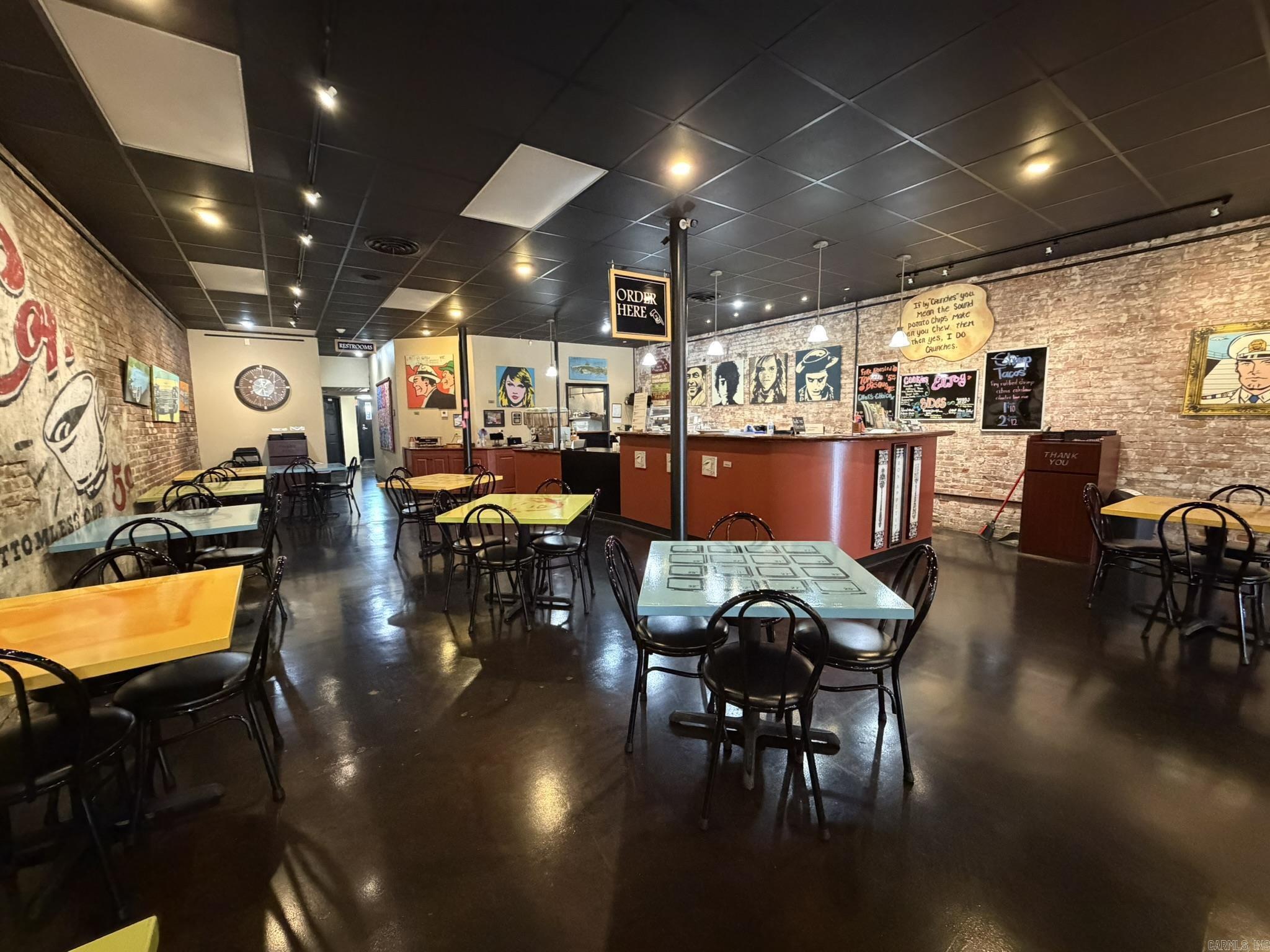 Mena Original - Commercial Sale