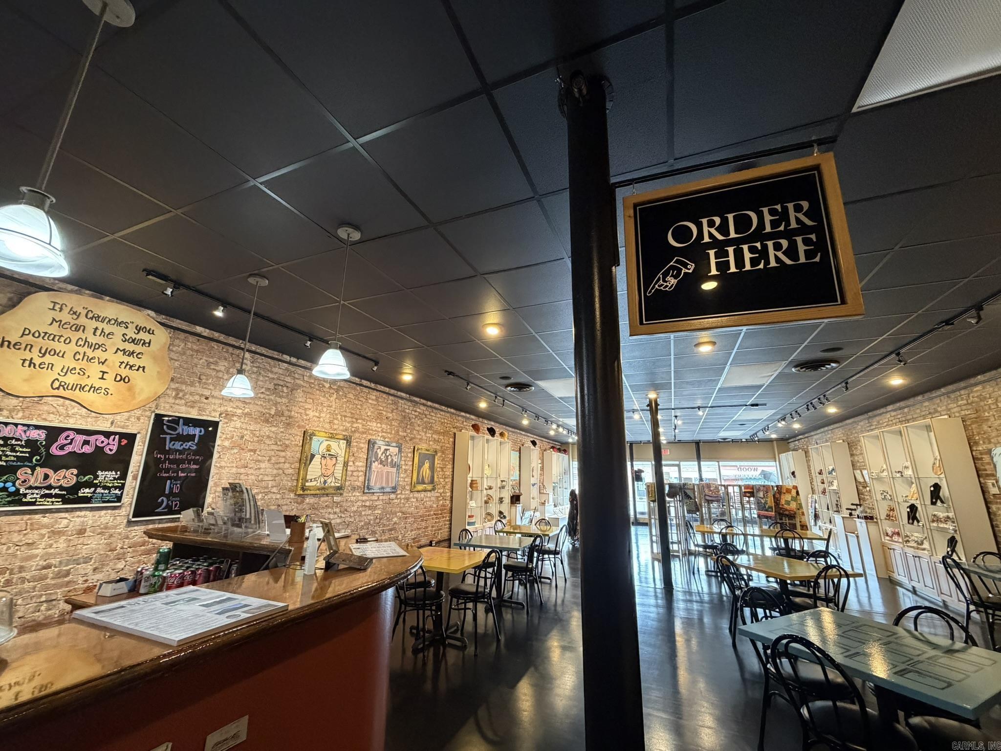 Mena Original - Commercial Sale