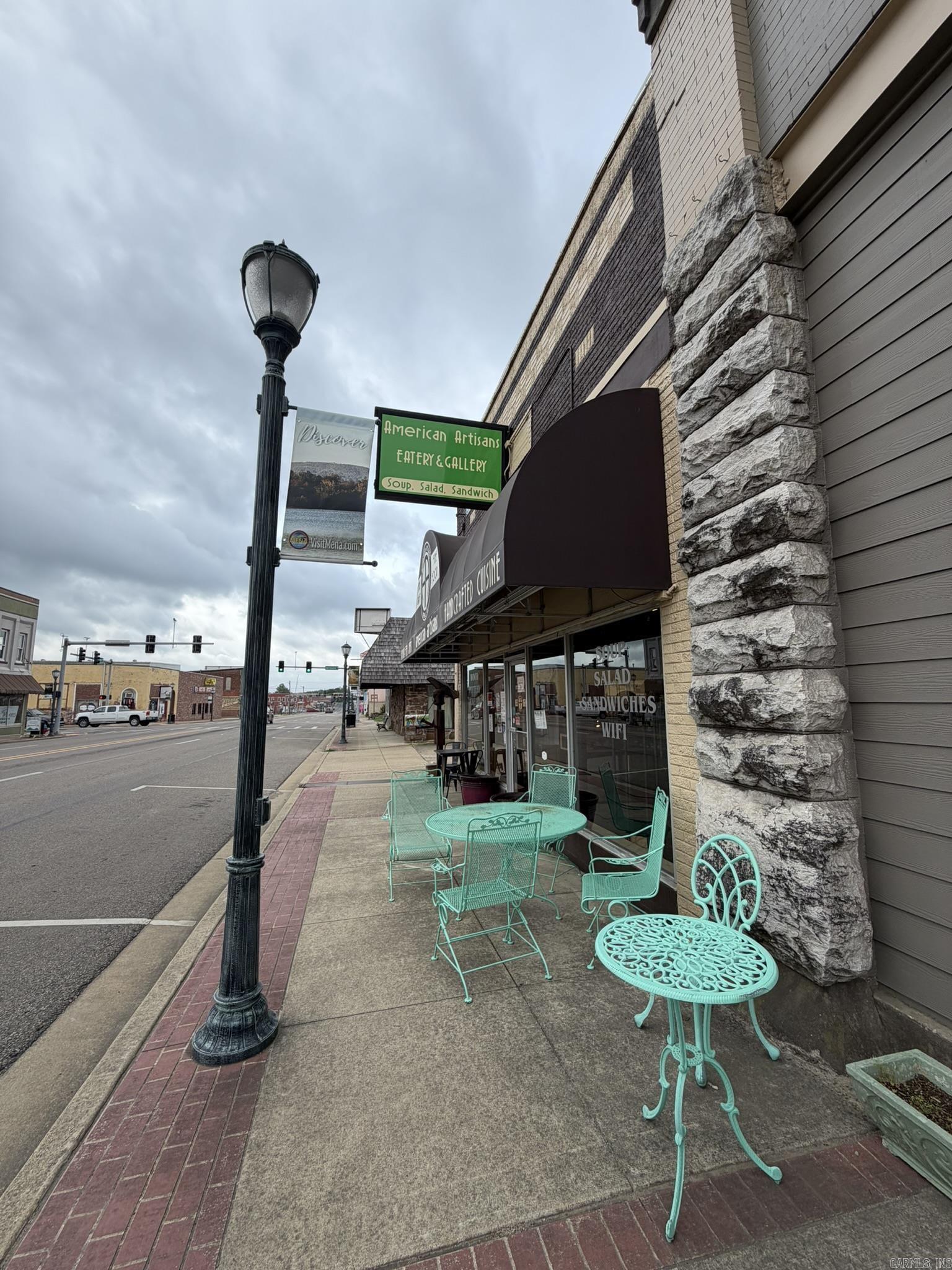 Mena Original - Commercial Sale