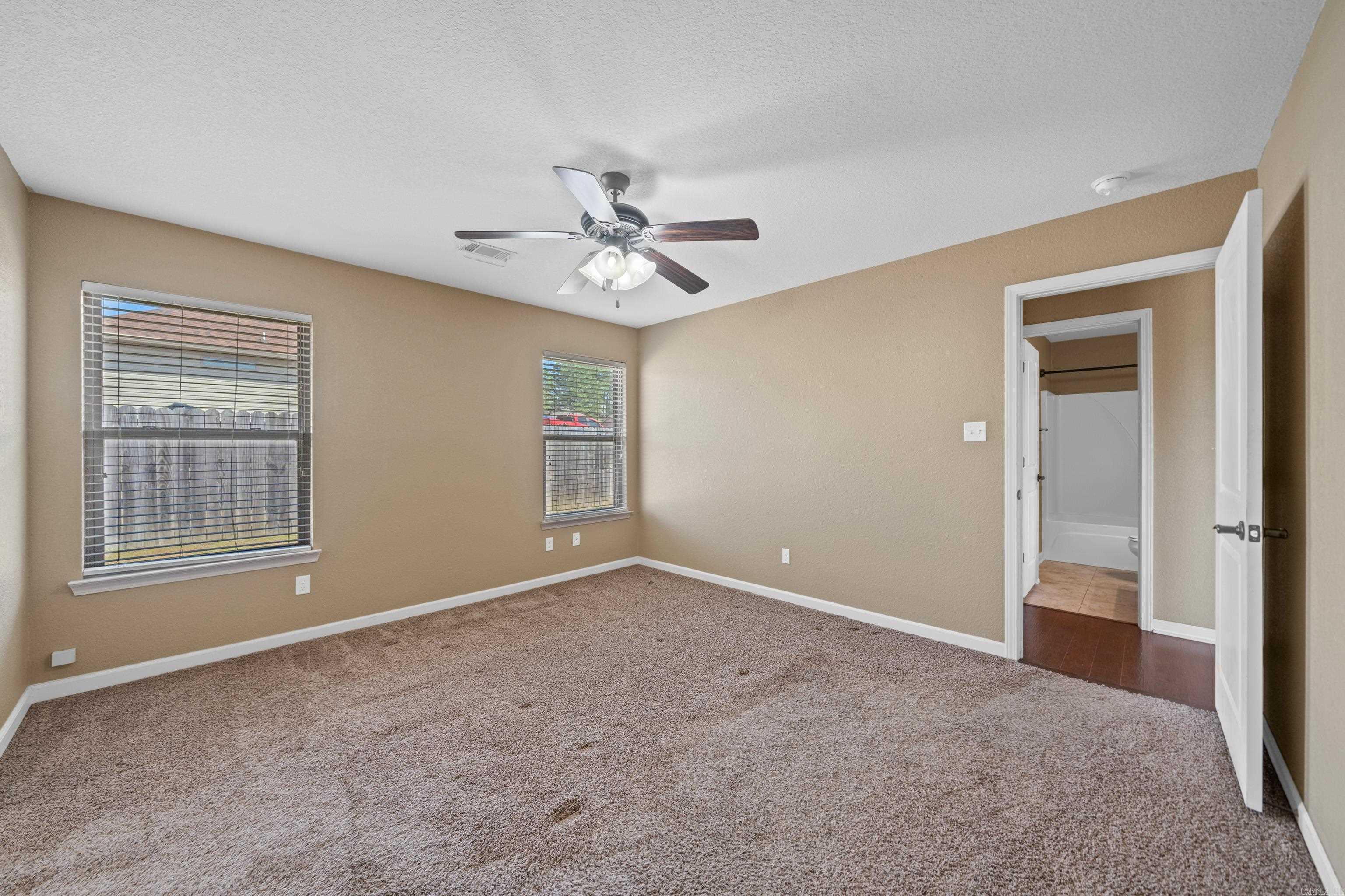 HAMILTON PARK - Residential