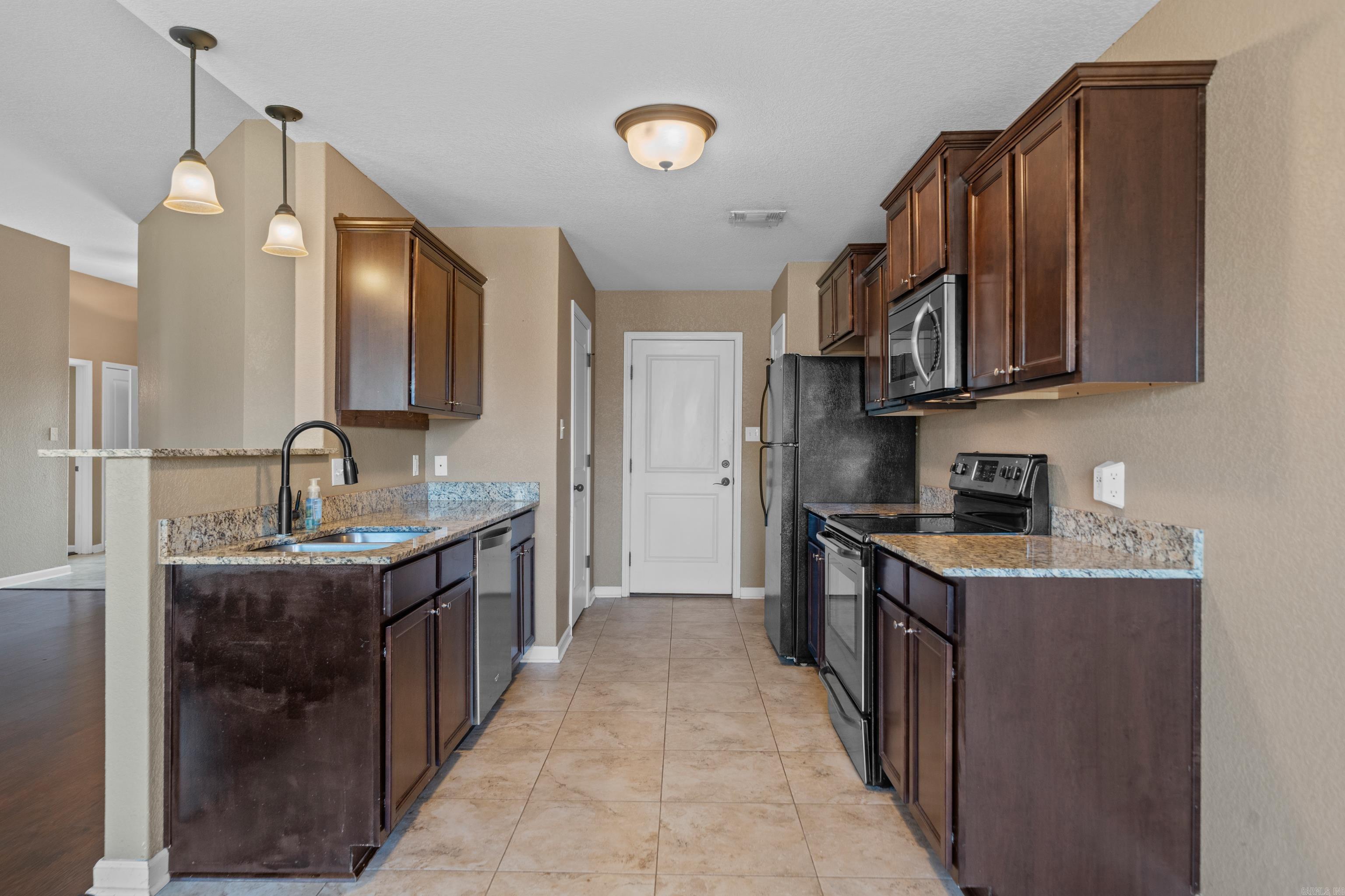 HAMILTON PARK - Residential