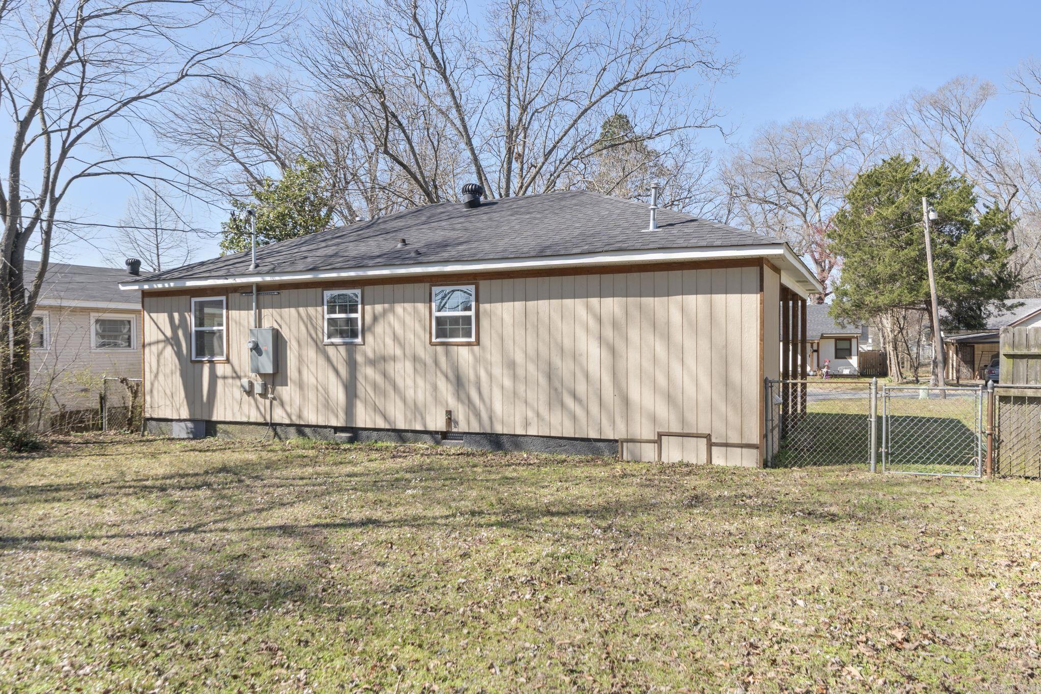 TROUTT - Residential