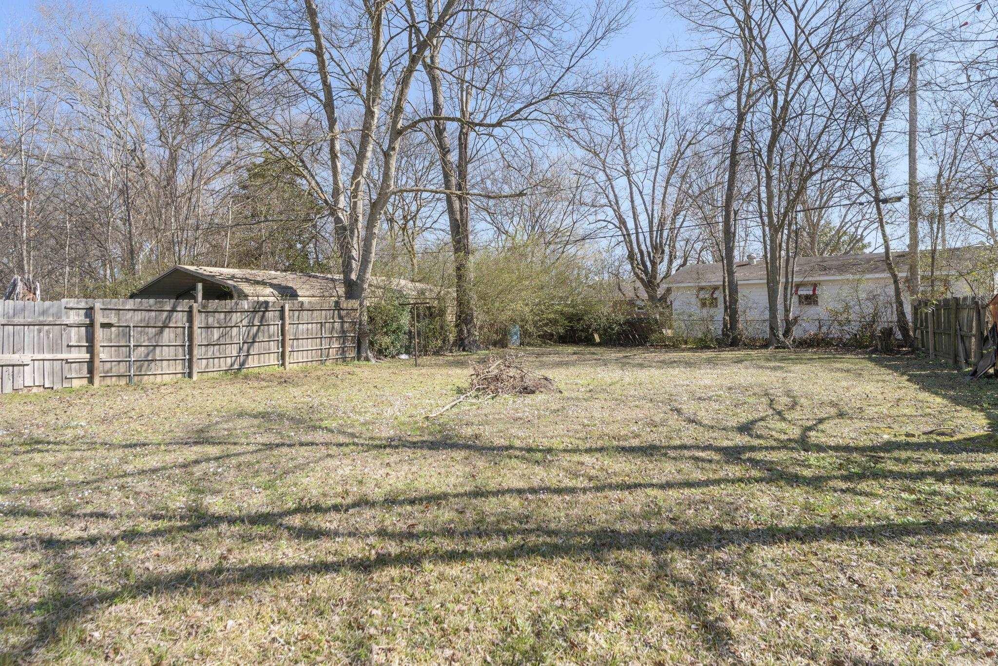 TROUTT - Residential