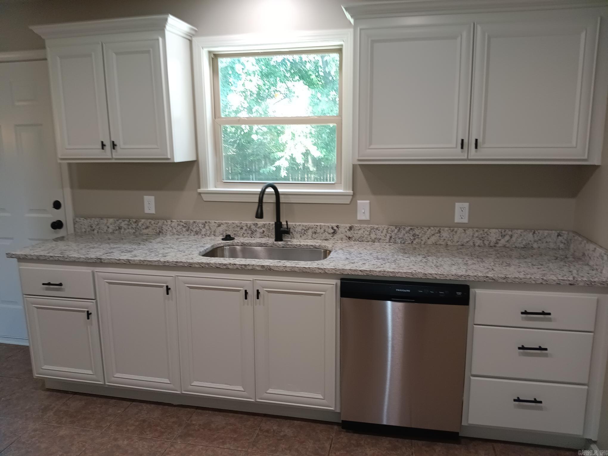 SUNSET POINT S/D - Residential