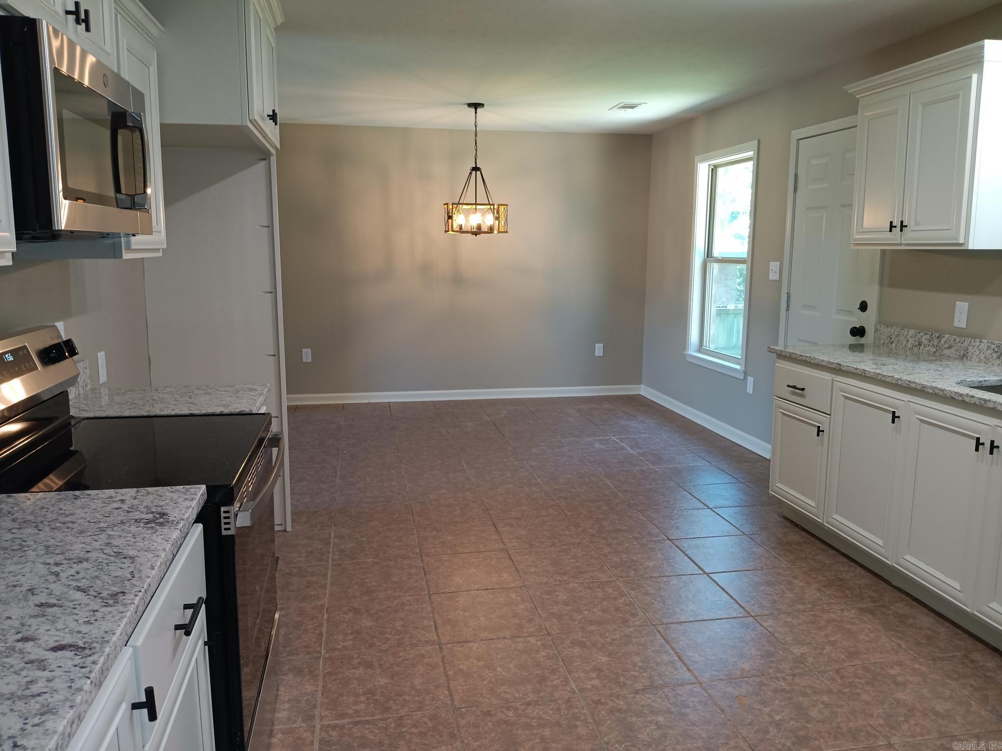 SUNSET POINT S/D - Residential