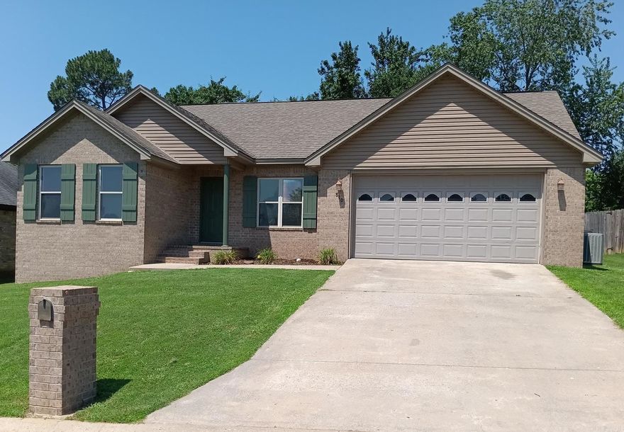 Nice 3 bed, 2 bath brick house in a newer subdivision just a few blocks from Searcy High School. This house has a 2-car garage, patio & fenced in back yard with some trees for evening shade. The inside has just been remodeled with new wood laminate flooring in all areas that are not tile, new stainless stove, microwave & dishwasher, new cabinet doors in kitchen with granite countertops. Main bedroom has trey ceiling, led can lights, attached bath with both standup shower & jacuzzi tub with extra built in behind door & dual sinks & large walk-in closet.  It also has new paint, doorknobs, some new electrical & more. See agent remarks.