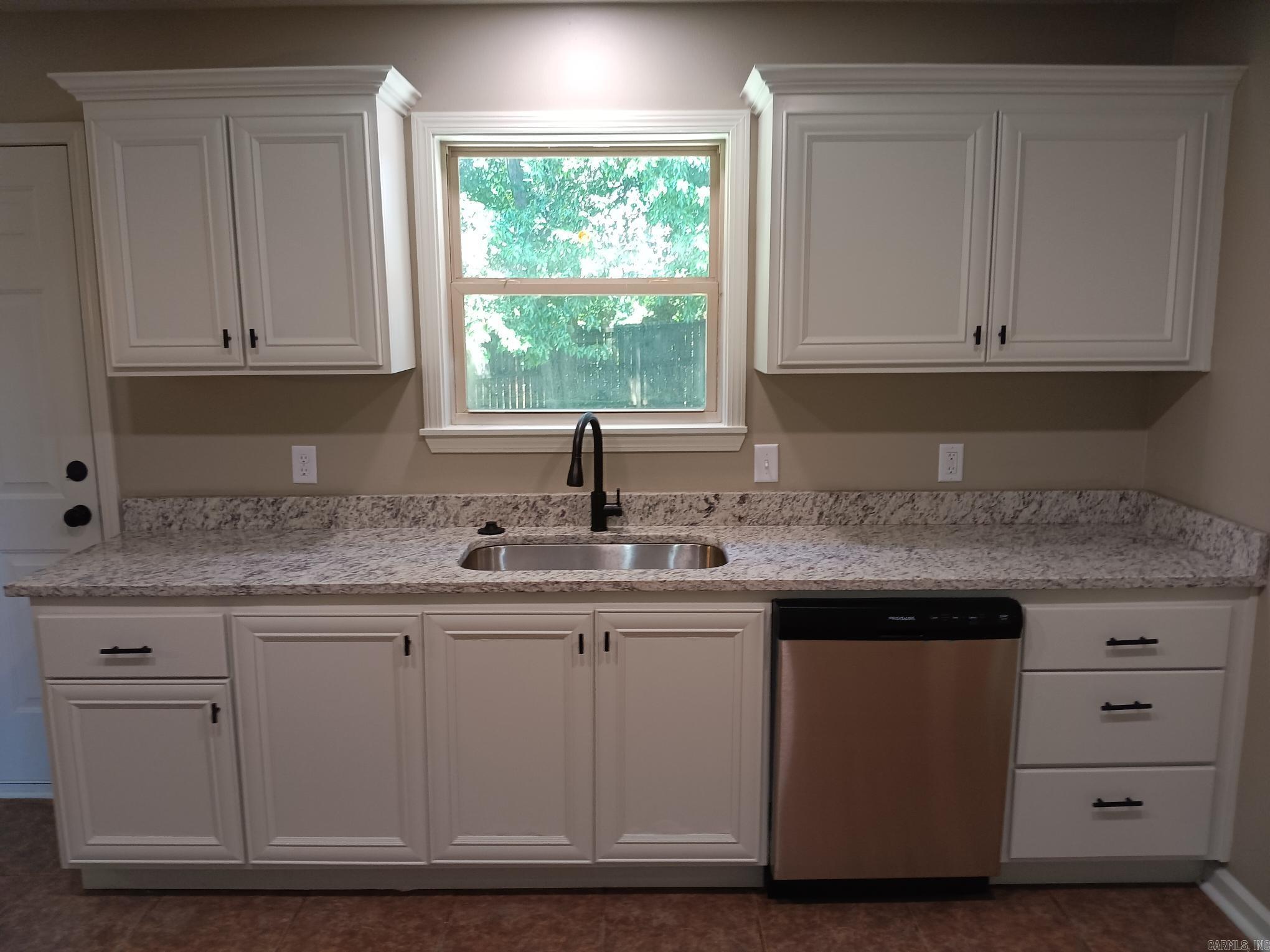 SUNSET POINT S/D - Residential