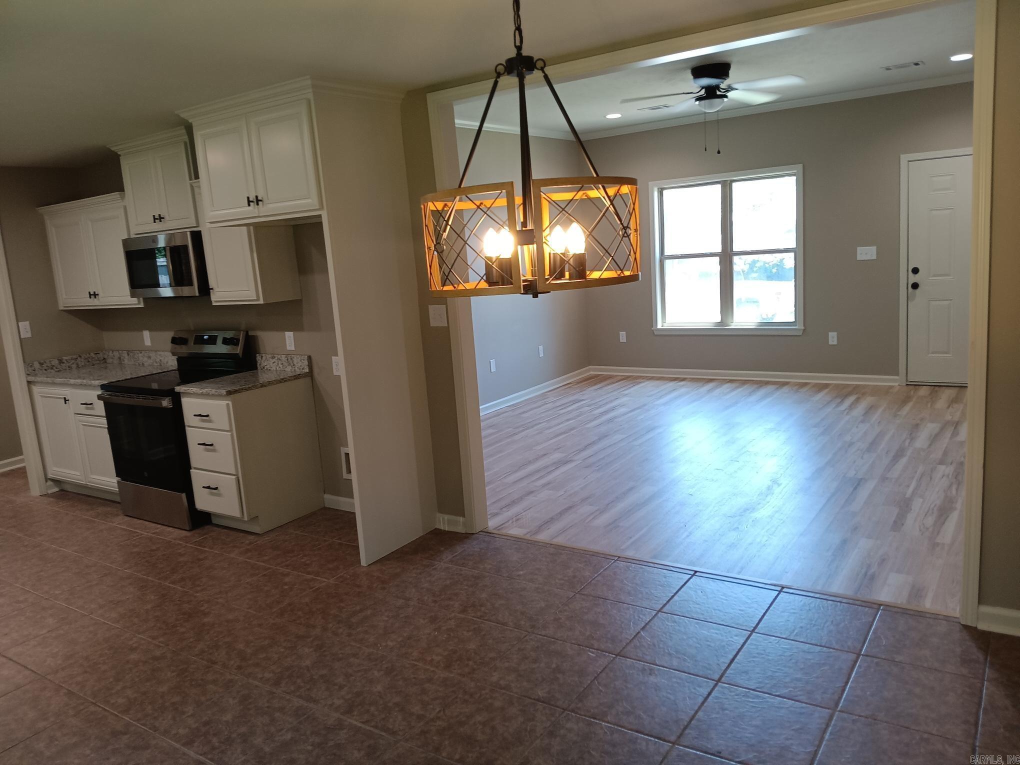 SUNSET POINT S/D - Residential