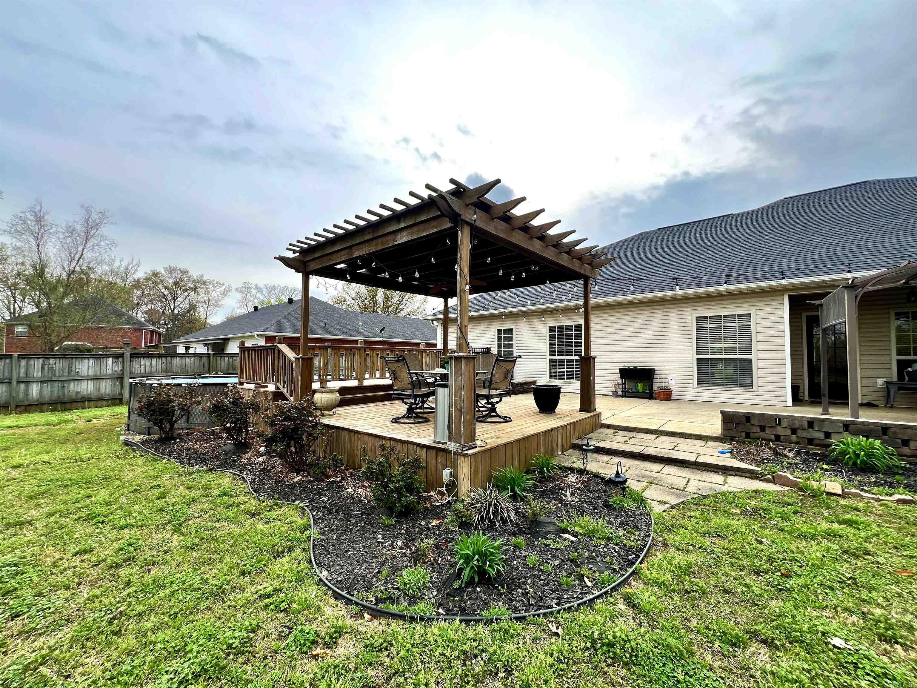 NORTHGATE ESTATES - Residential