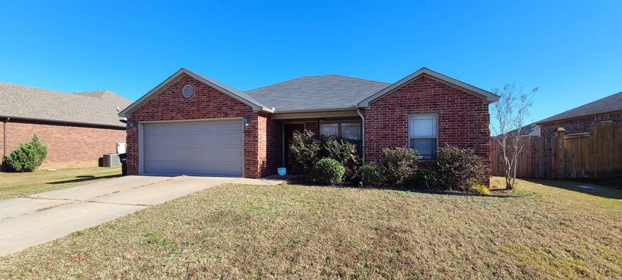 ALL ELECTRIC 3 Bedroom 2 Bath Non-Smoking Home in the Sherwood area. The kitchen is furnished with a refrigerator, electric range, dishwasher, disposal, built-in microwave and pantry. This home also features separate dining area, patio area, separate utility room, central heat and air, walk-in closets, washer/dryer hookups, ceiling fans, and 2 car garage. Pets may be considered.