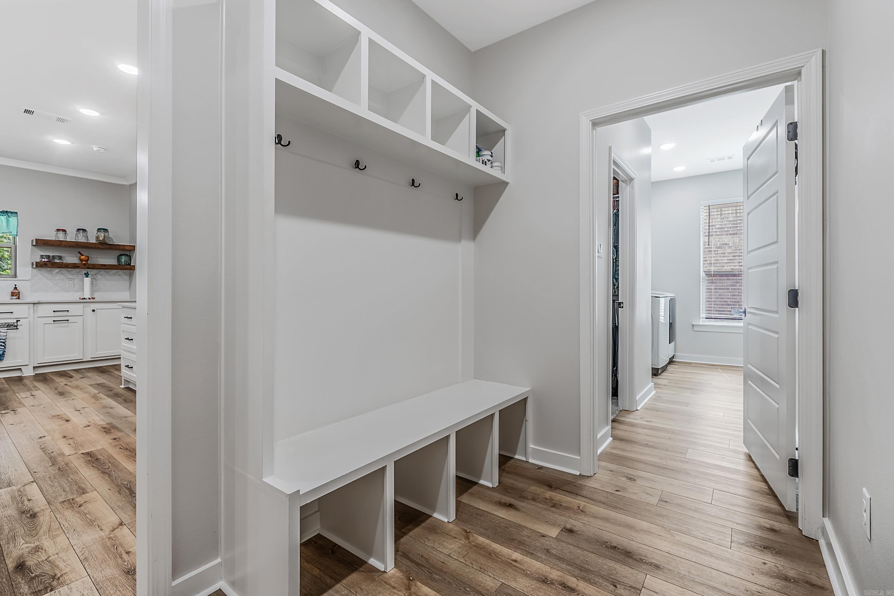 MILLERS GLENN - Residential