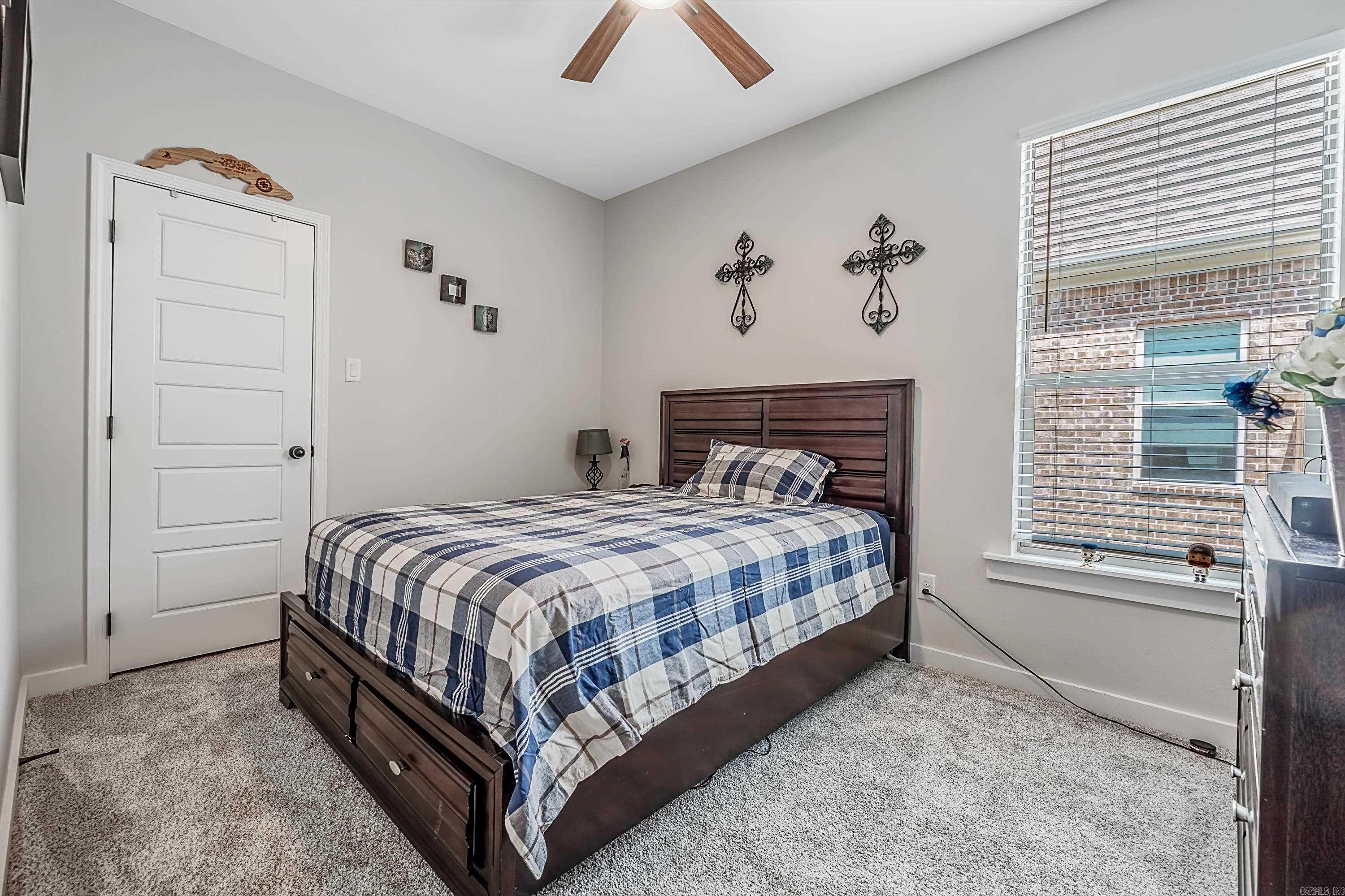 MILLERS GLENN - Residential