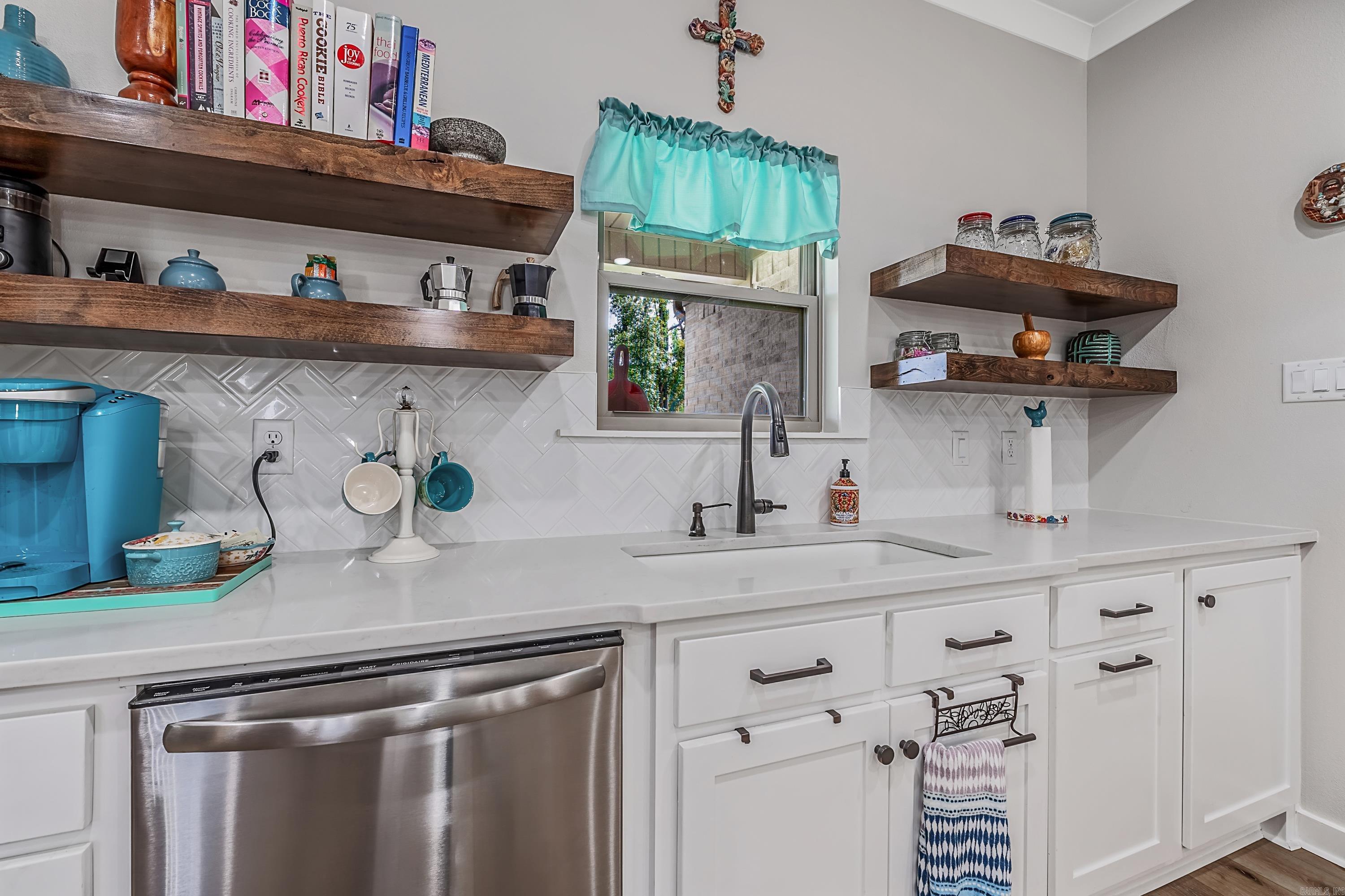 MILLERS GLENN - Residential