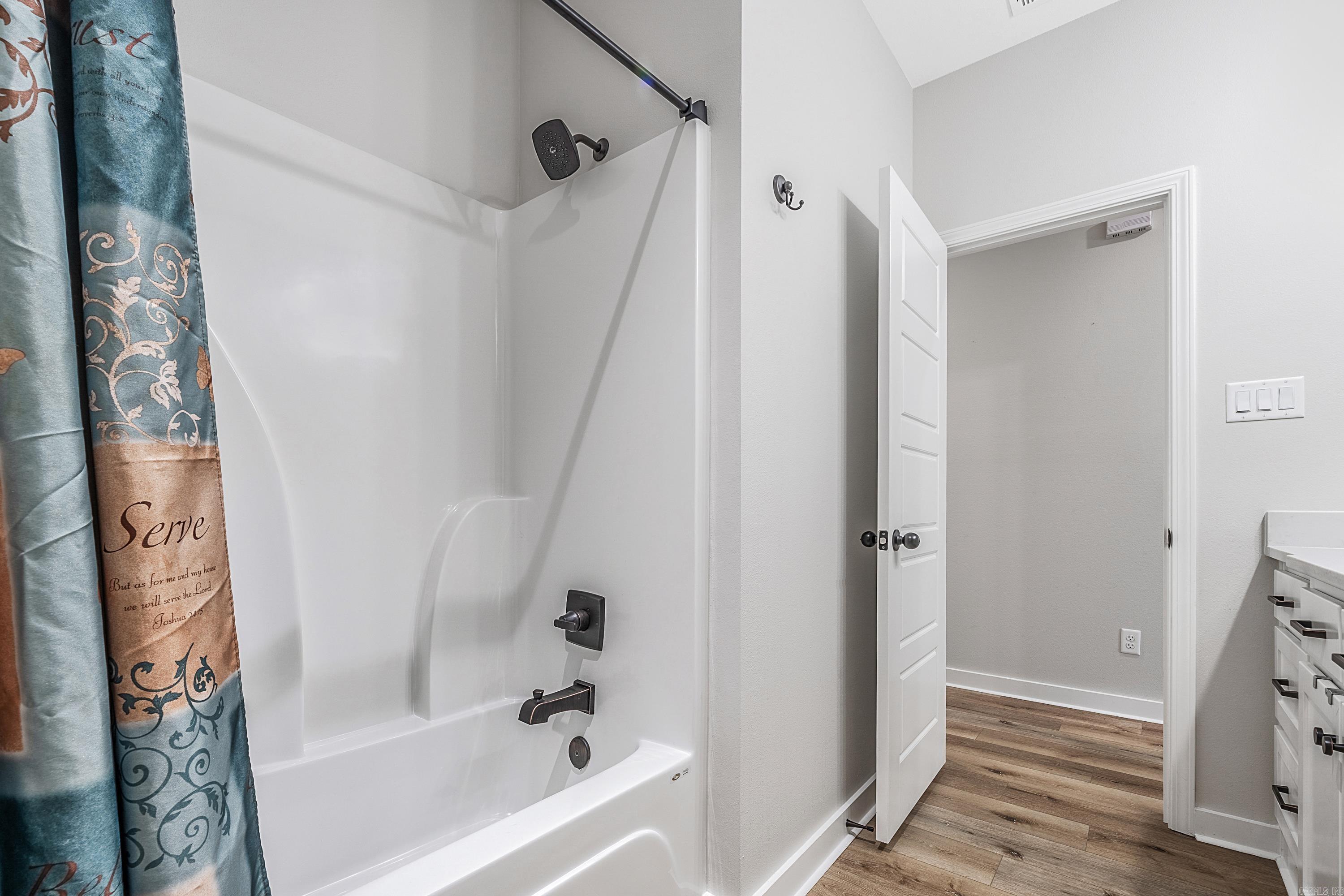 MILLERS GLENN - Residential