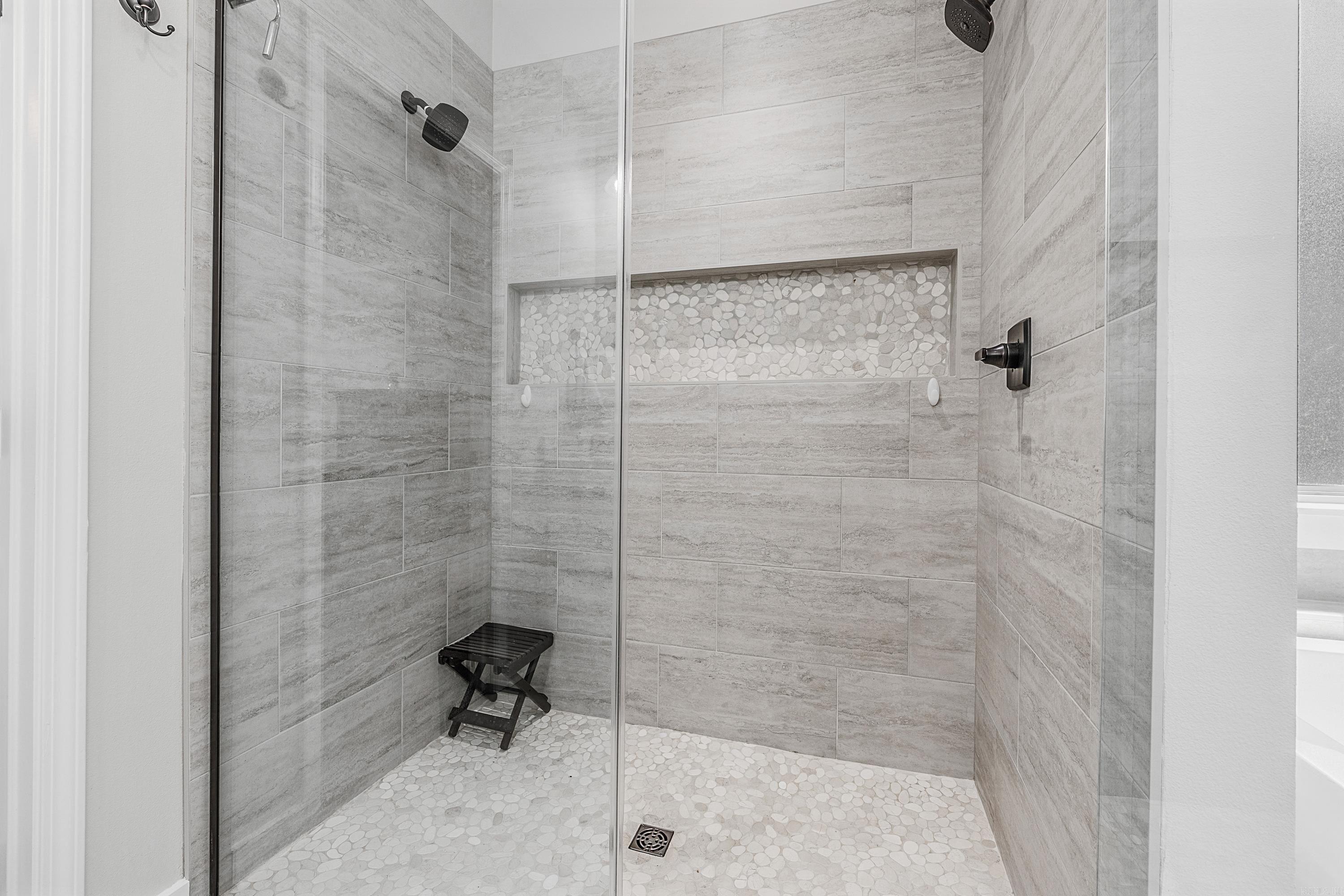 MILLERS GLENN - Residential