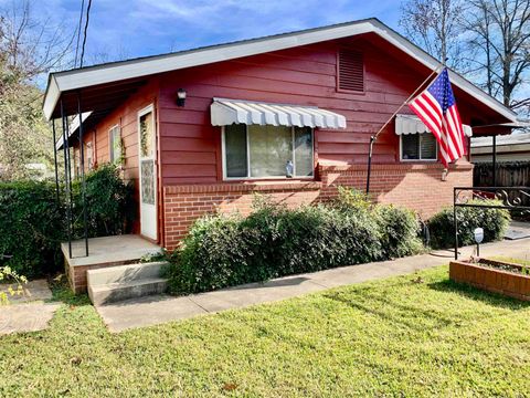 Photo of 626 Mills Street, North Little Rock, AR 72117 (MLS # 25047289)