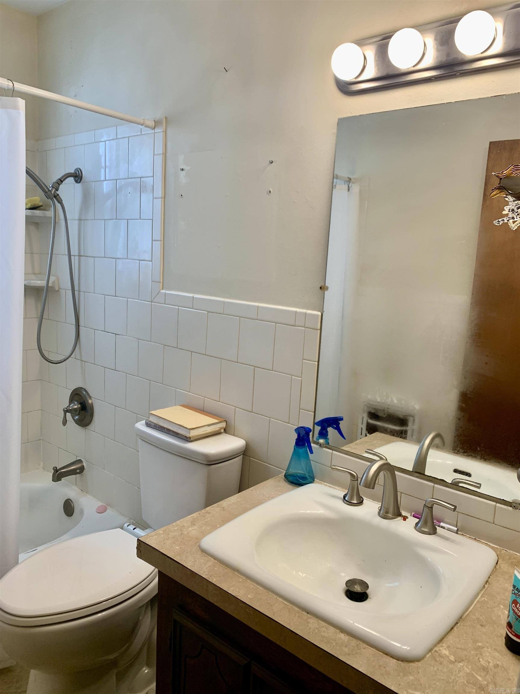 RICH ACRES - Residential