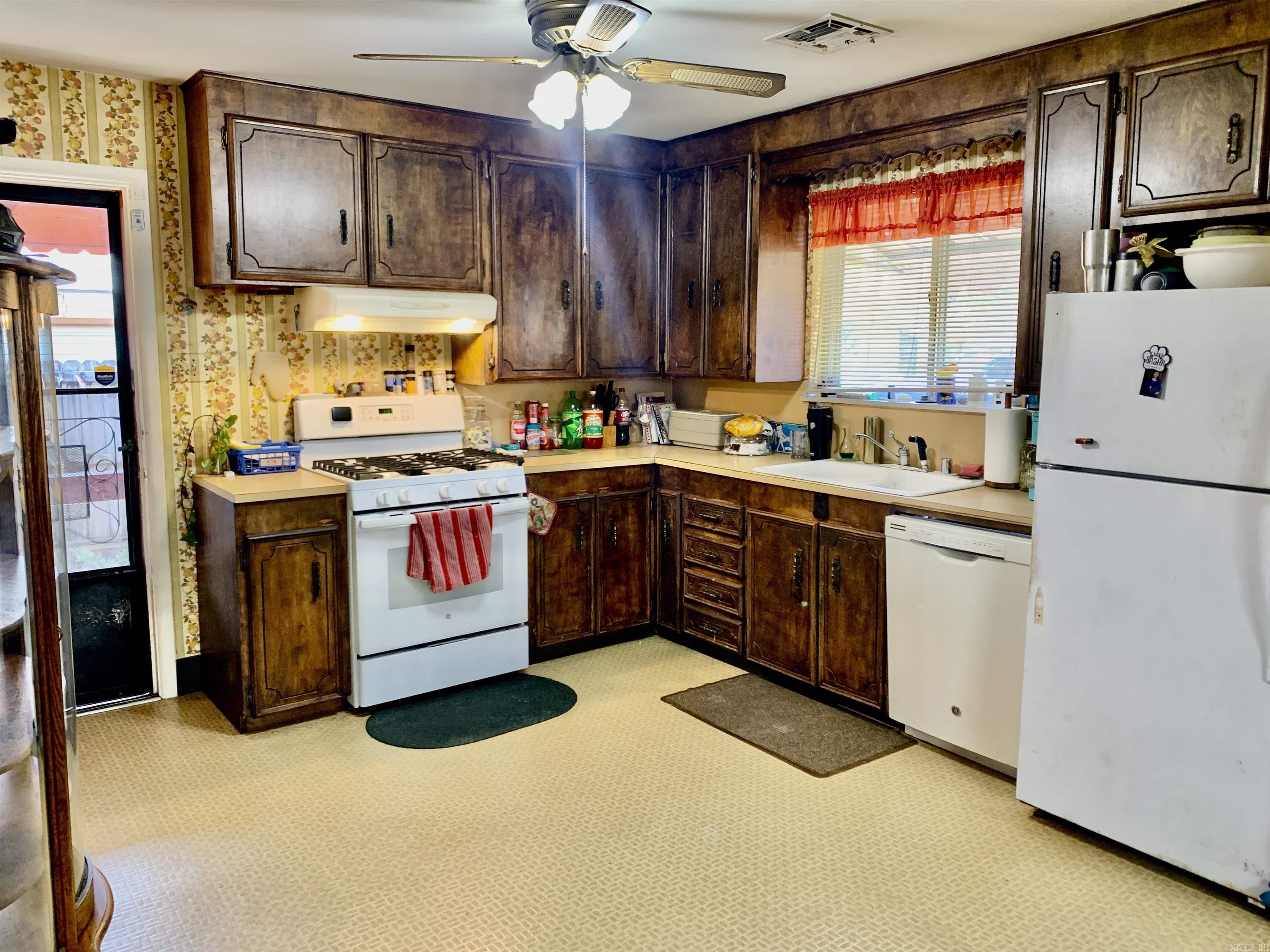 RICH ACRES - Residential