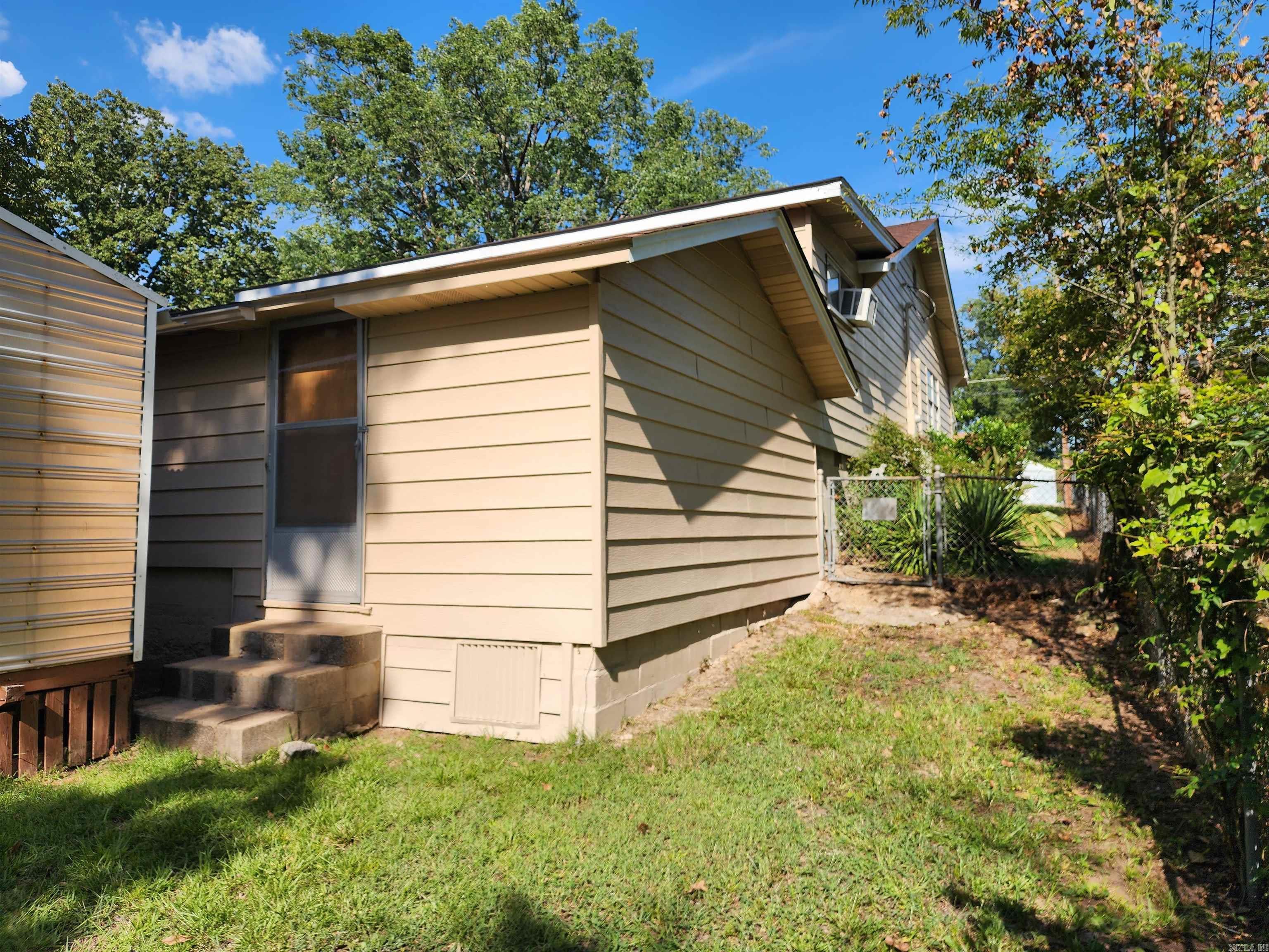 DIERKS HAYS 2ND - Residential