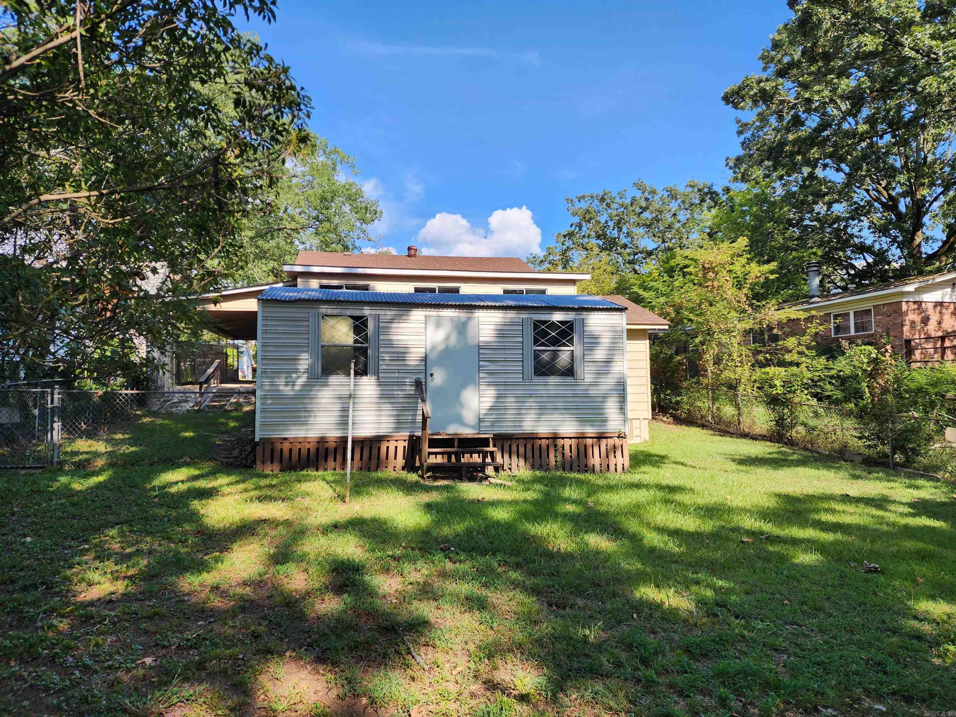 DIERKS HAYS 2ND - Residential