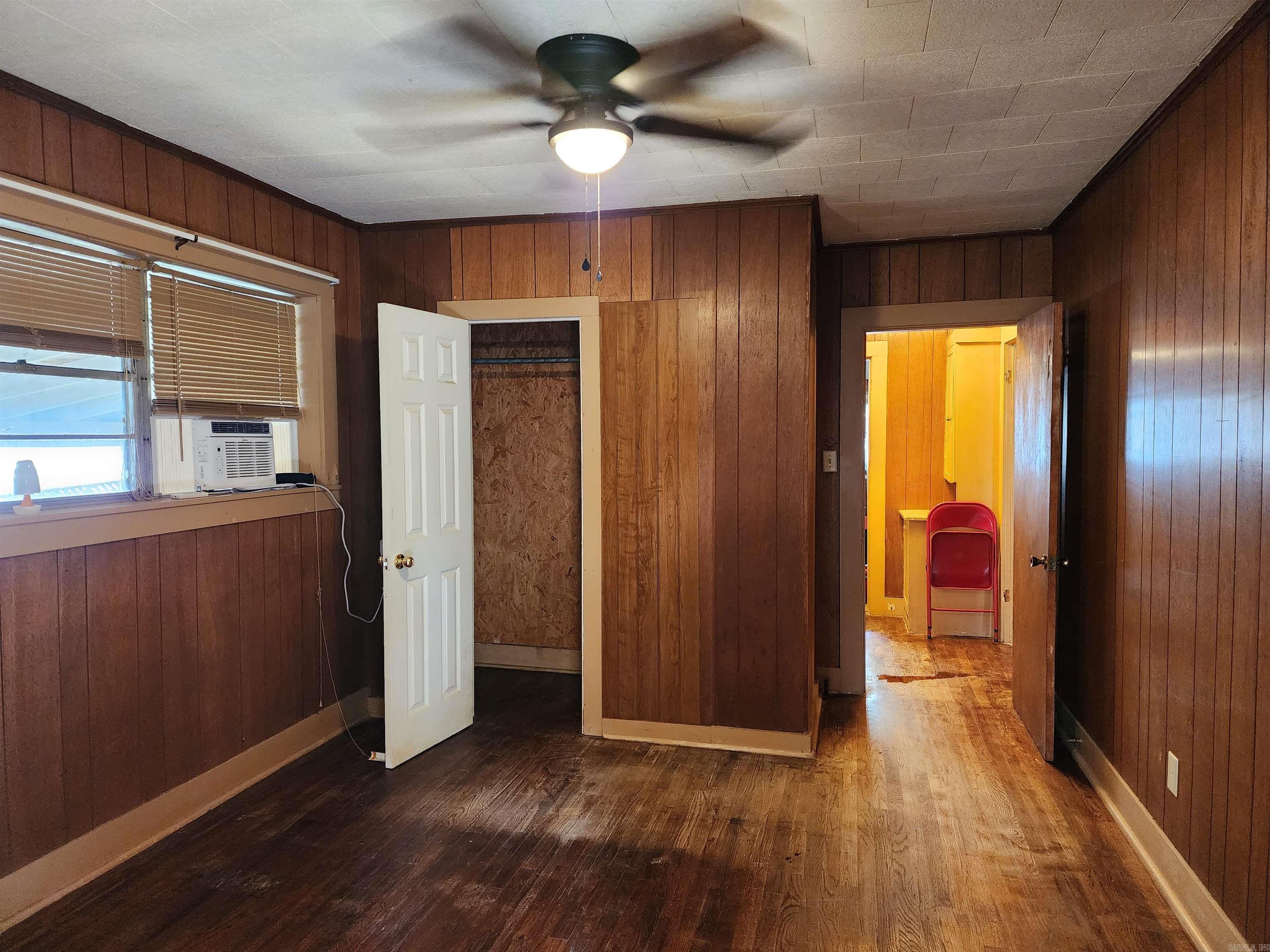 DIERKS HAYS 2ND - Residential